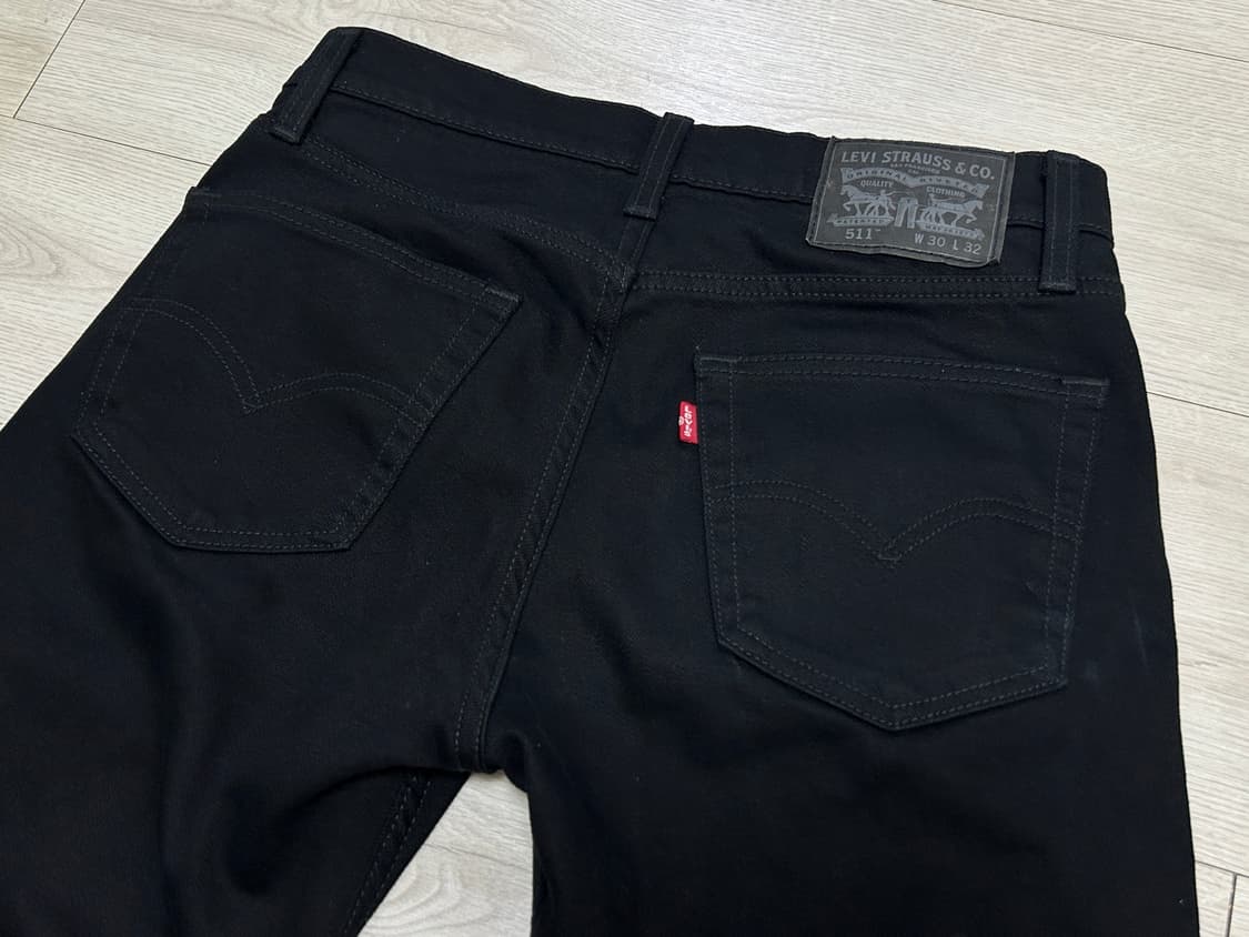 리바이스 511 블랙 슬림핏 데님 W30 L32 상품이미지4