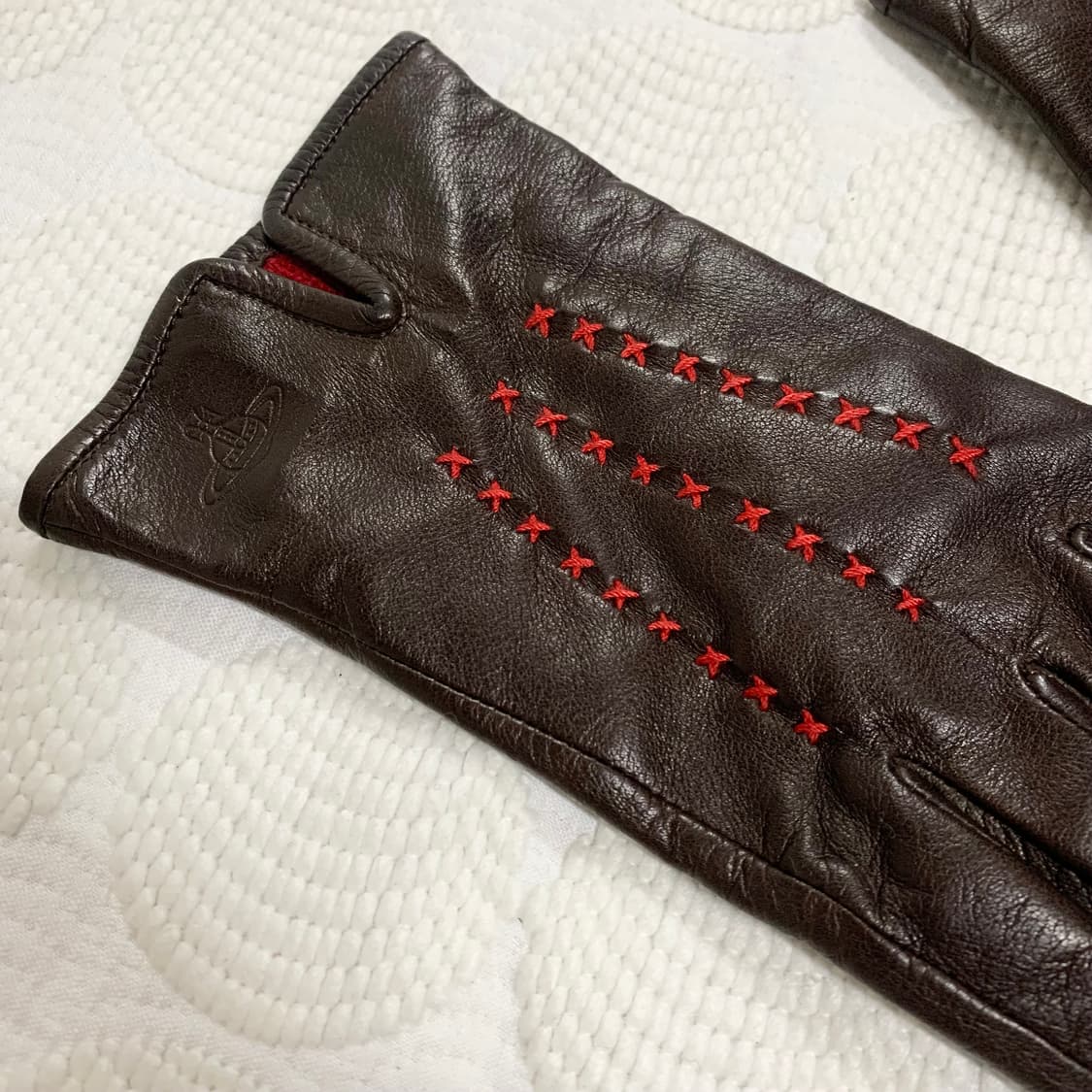 비비안웨스트우드 가죽 스티치 장갑 상품이미지3