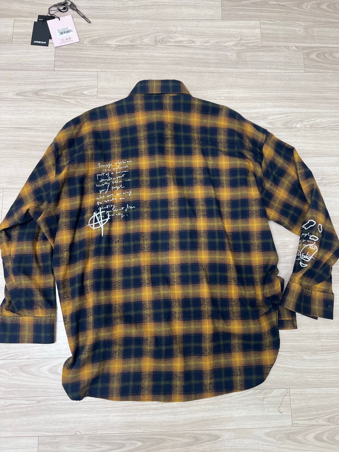 An other date / 오버사이즈 엠브로이더 체크 셔츠 / 48 상품이미지5