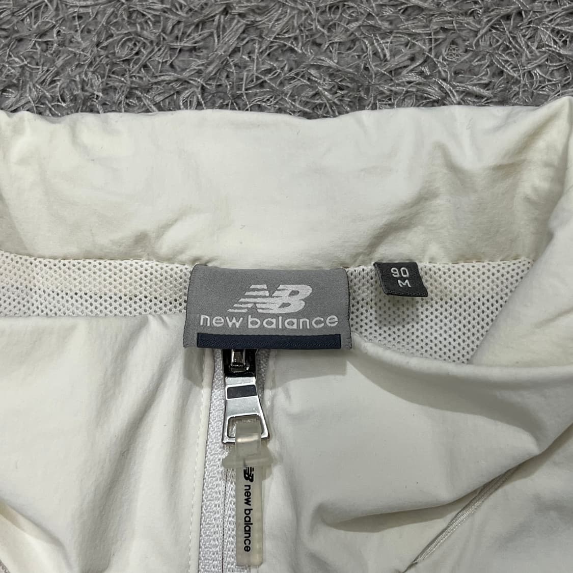 [95-100] 뉴발란스 바람막이 상품이미지3