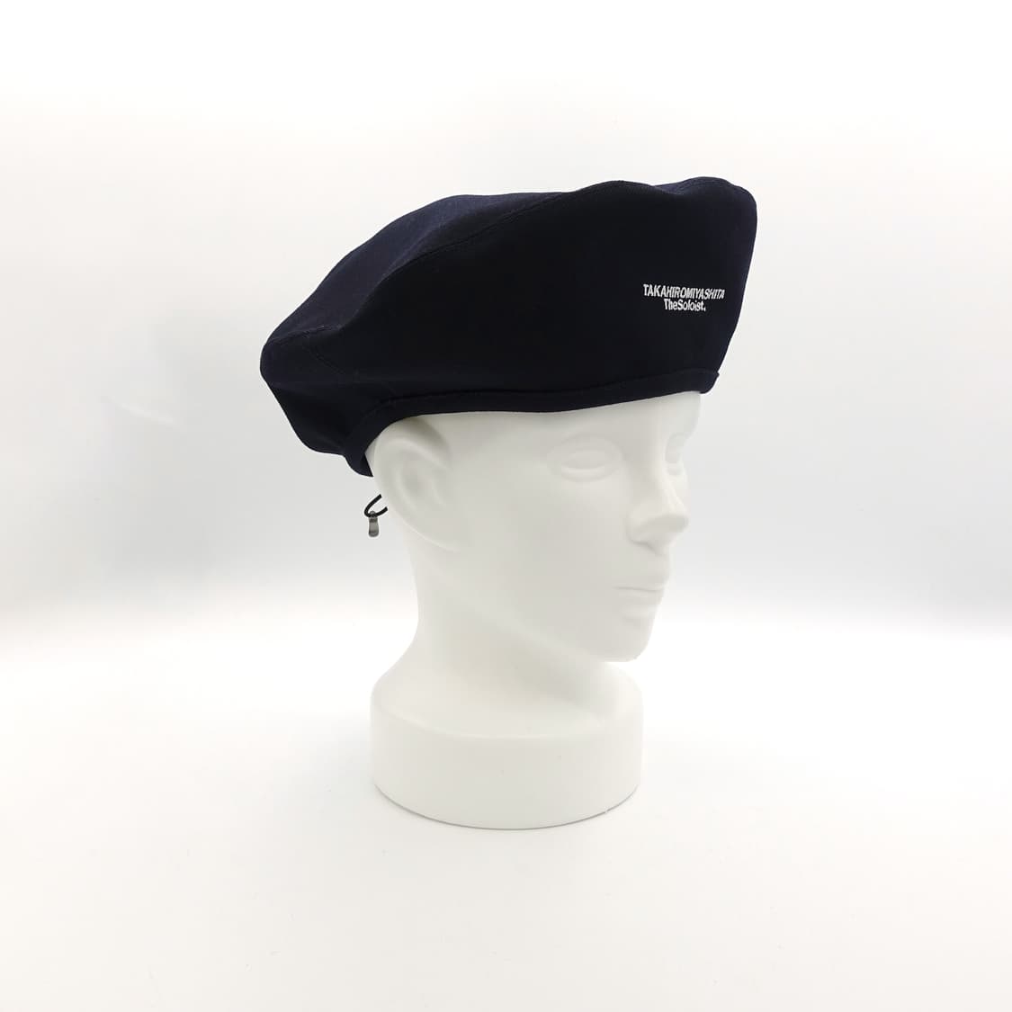 ()솔로이스트 X 뉴에라 블랙 베레모 상품이미지3