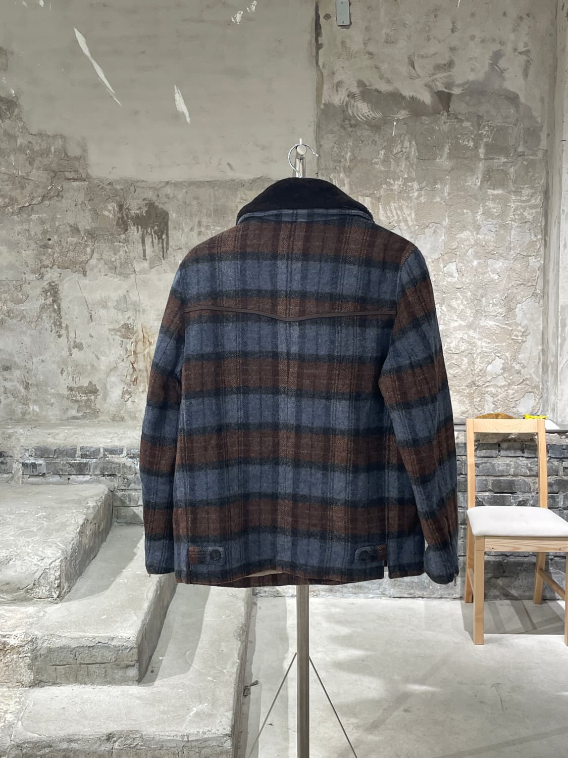 a.p.c. 애로우 포켓 체크 울 자켓 상품이미지6