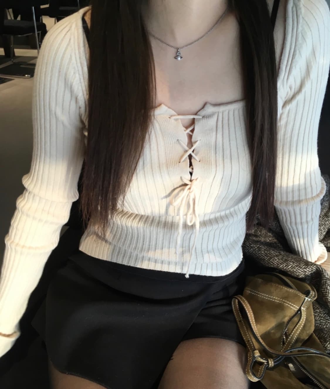 아워캐비닛 리본 골지 니트 베이지 ribbon  golgi knit 상품이미지2