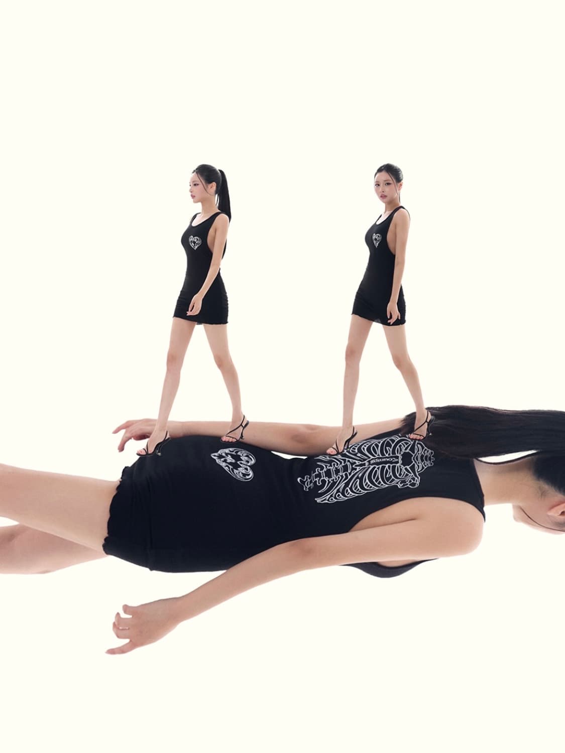 아우닝 aouning 슬리브리스 원피스 bone sleeveless 상품이미지1