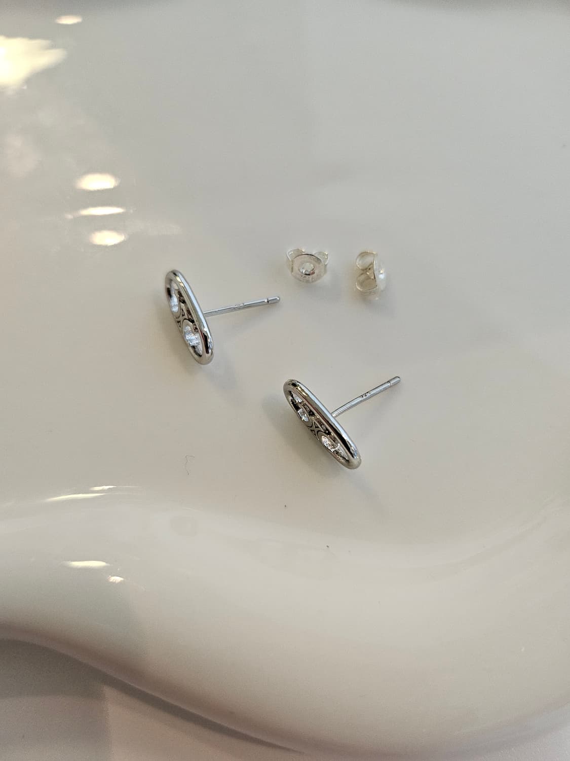 셀린느 미니 트리옹프 스터드 귀걸이 은장 상품이미지3