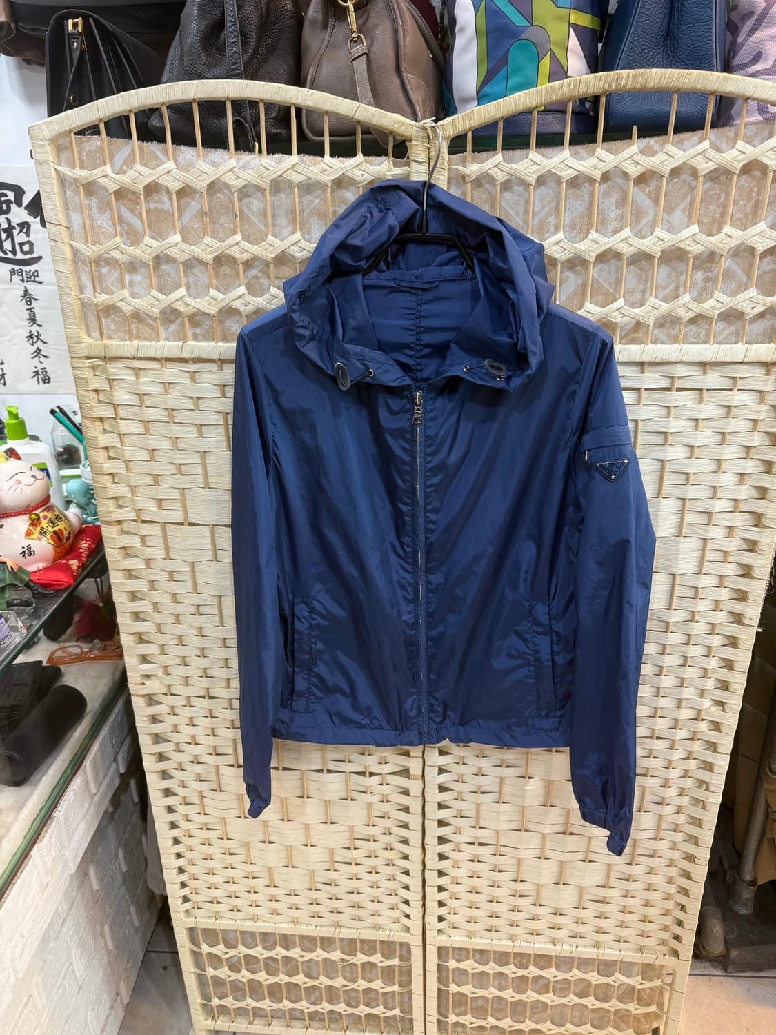 38/44-55 정품 프라다 삼각로고 후드바람막이 팝니다 상품이미지1