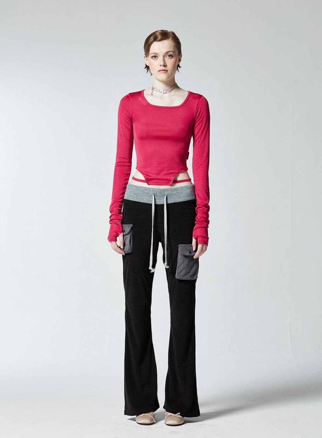 디어스토커 스트랩 핑크 롱슬리브 티 상품이미지1