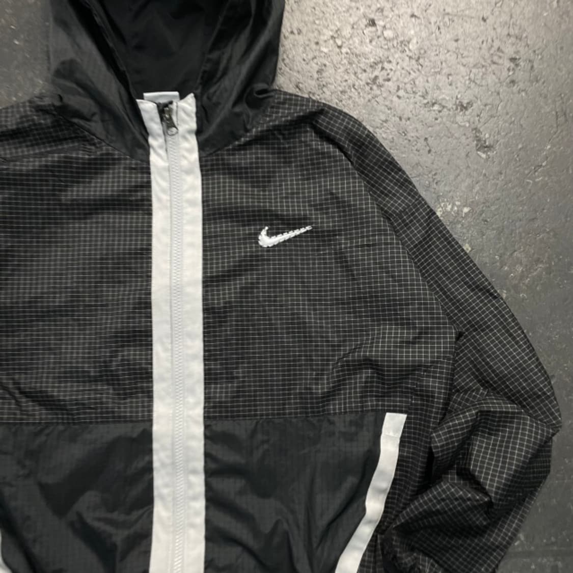 105 나이키 크롭 바람막이  상품이미지2