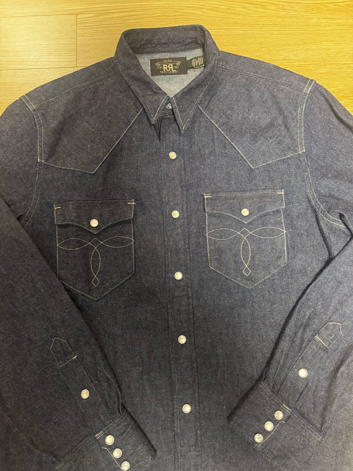 RRL 더블알엘 데님 웨스턴 셔츠 L 팝니다 / L-> M 교환가능 상품이미지3
