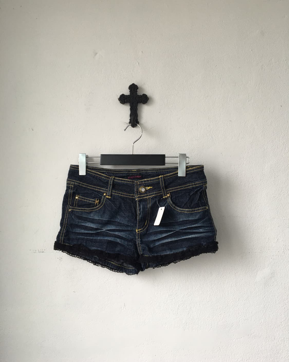 lace trimming washing denim micro short 상품이미지1