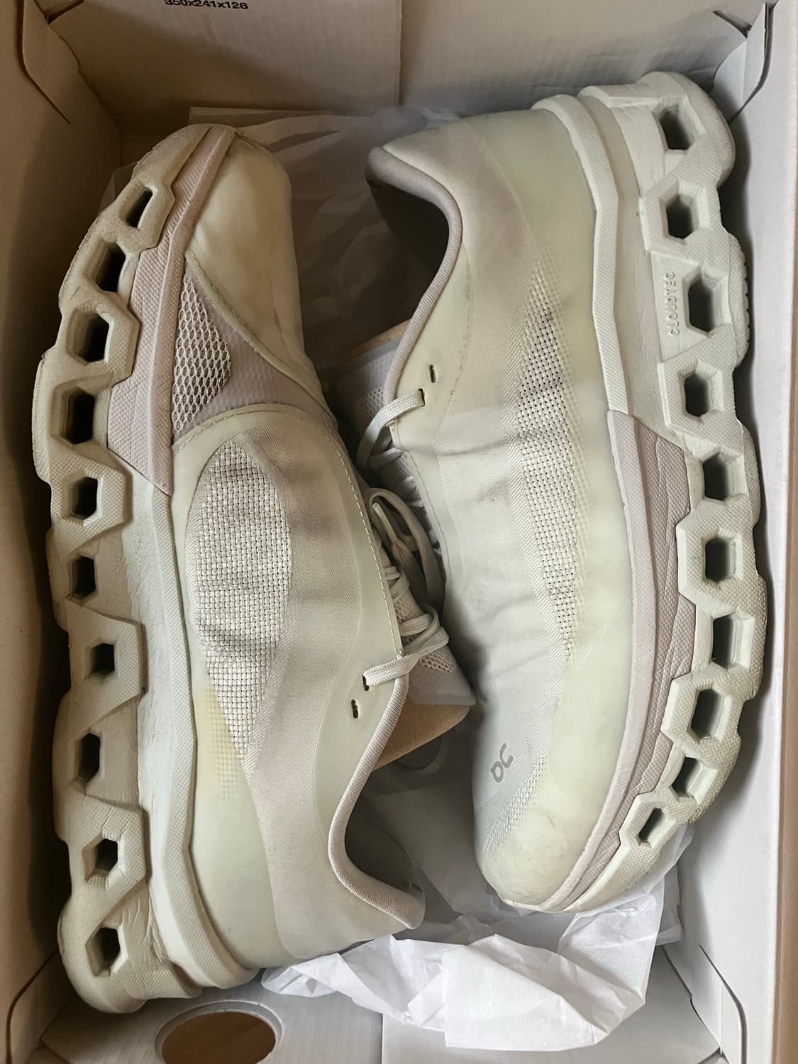 파프 온 러닝 클라우드 몬스터 2 베이퍼 프로스트 상품이미지8