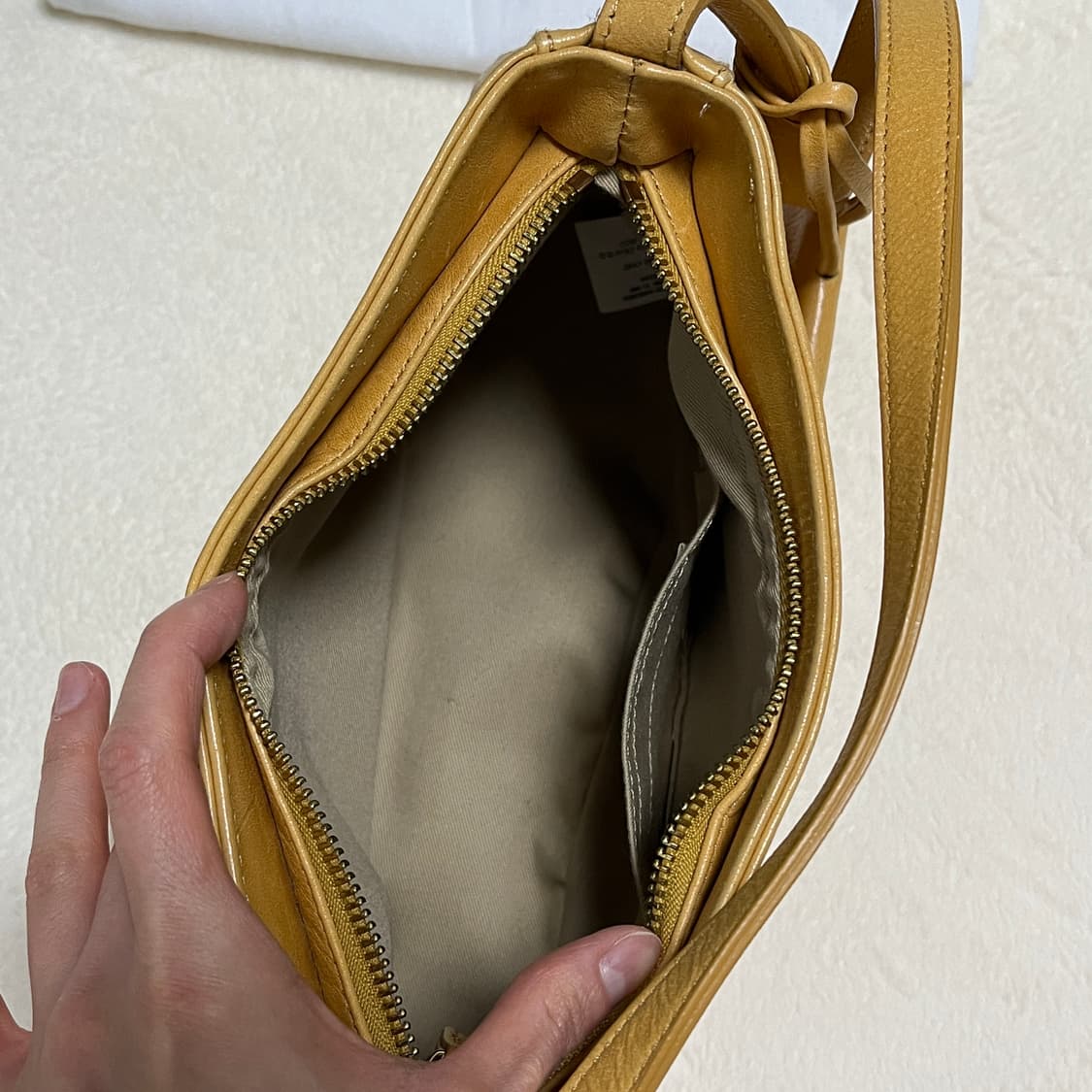 소프트서울 마들렌백 머스타드 상품이미지7