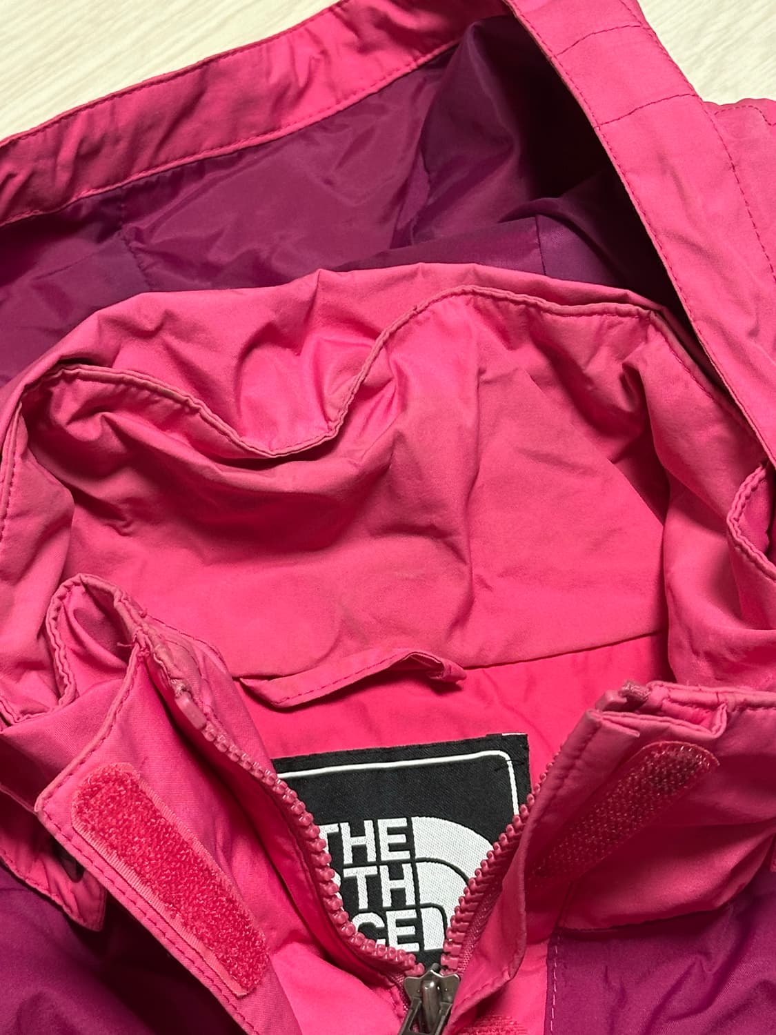 노스페이스 써밋 시리즈 고어텍스 배색 바람막이 자켓 핑크 상품이미지7