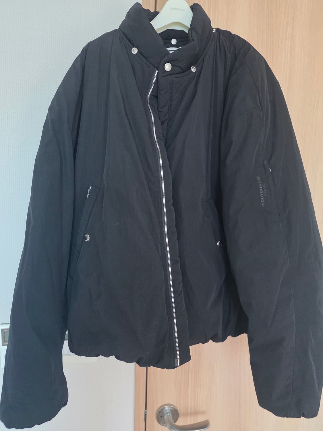 우영미 25fw 패디드 후드 50 상품이미지1