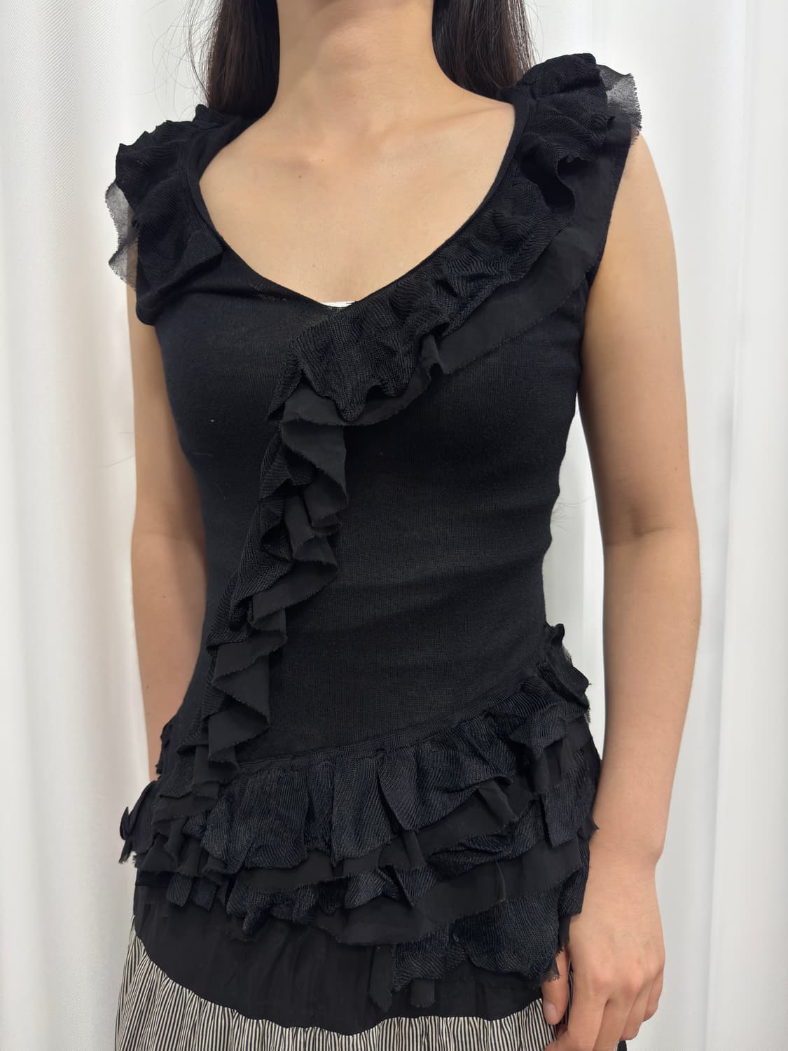 nero frill detail sleeveless 상품이미지2