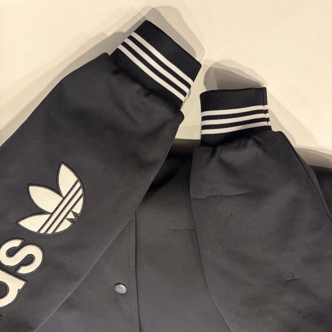 [M] 아디다스 블랙 빅로고 스타디움 자켓 D494 상품이미지6