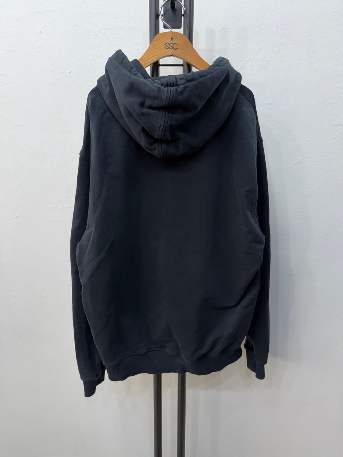 정품) 아미 스몰 하트 블랙 후드티 L 상품이미지4