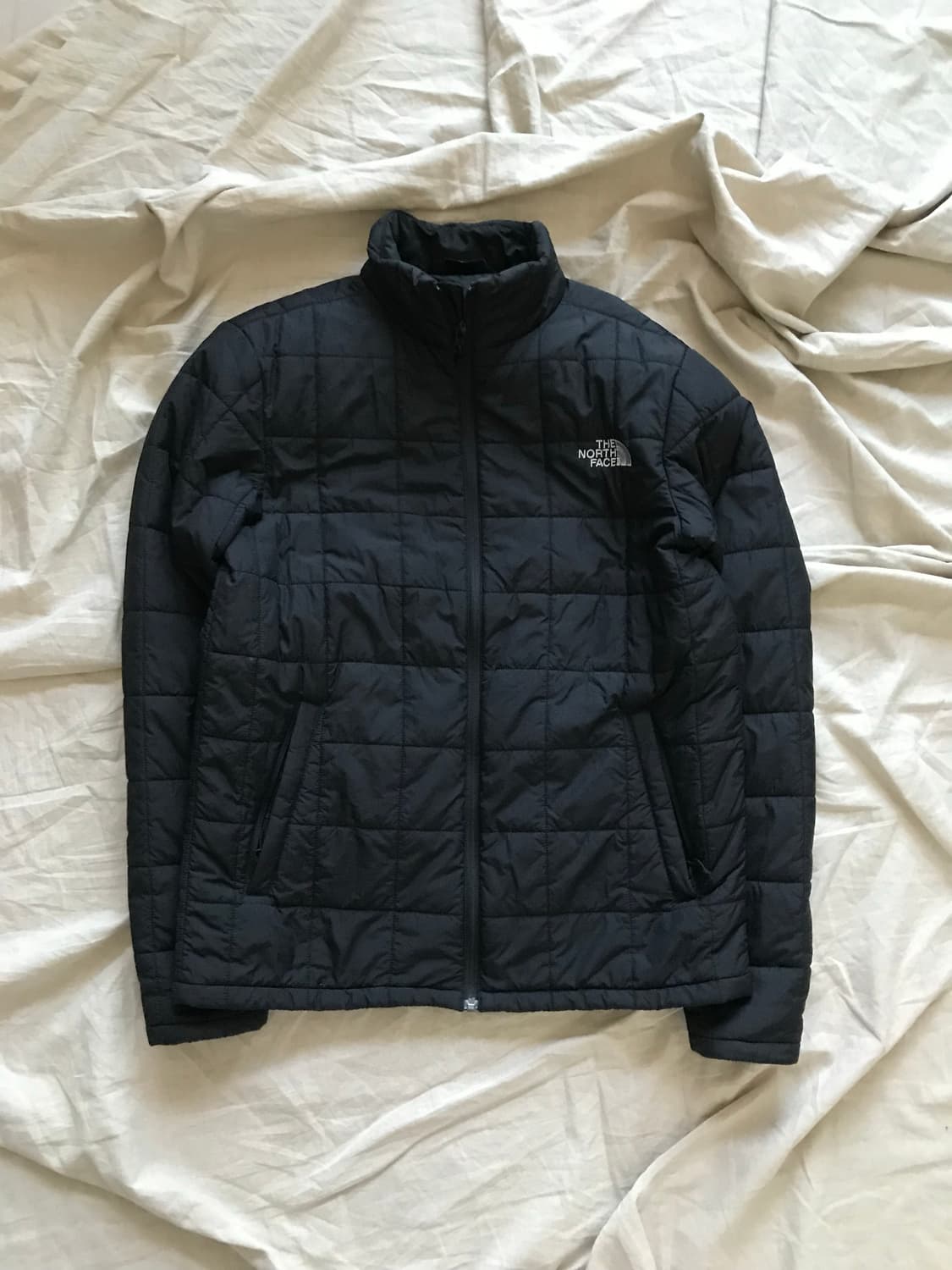 노스페이스 신형택 해외판 윈드 경량 패딩 블랙 상품이미지5
