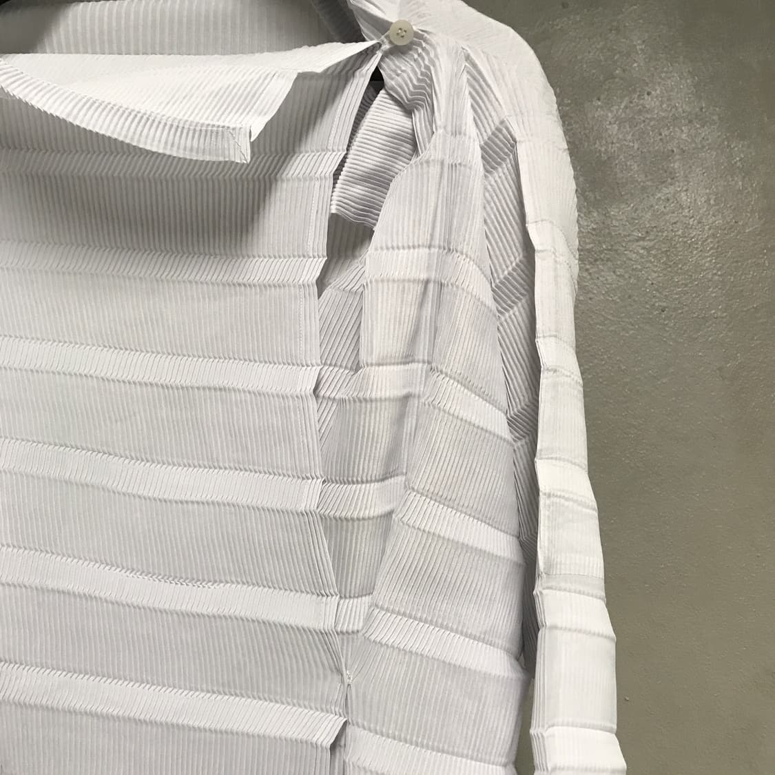 이세이 미야케 플리츠 자켓 2(W) 상품이미지4