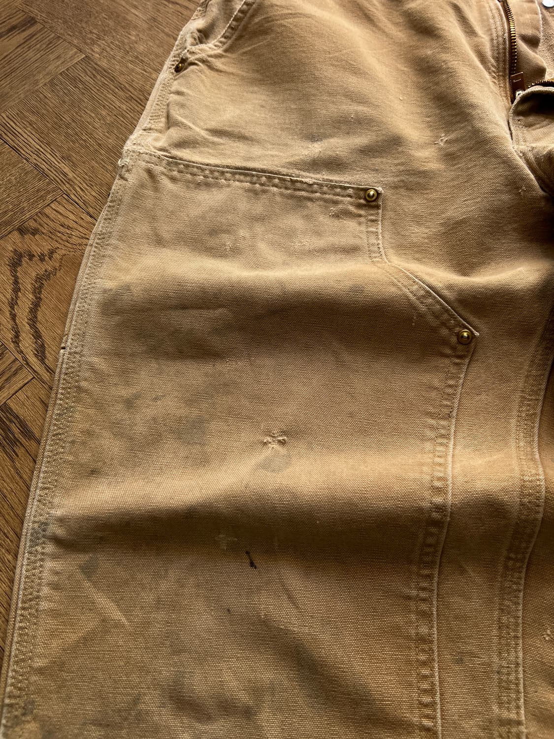 [34]칼하트 Made in USA 더티워싱 브라운 더블니 워크 팬츠 상품이미지3