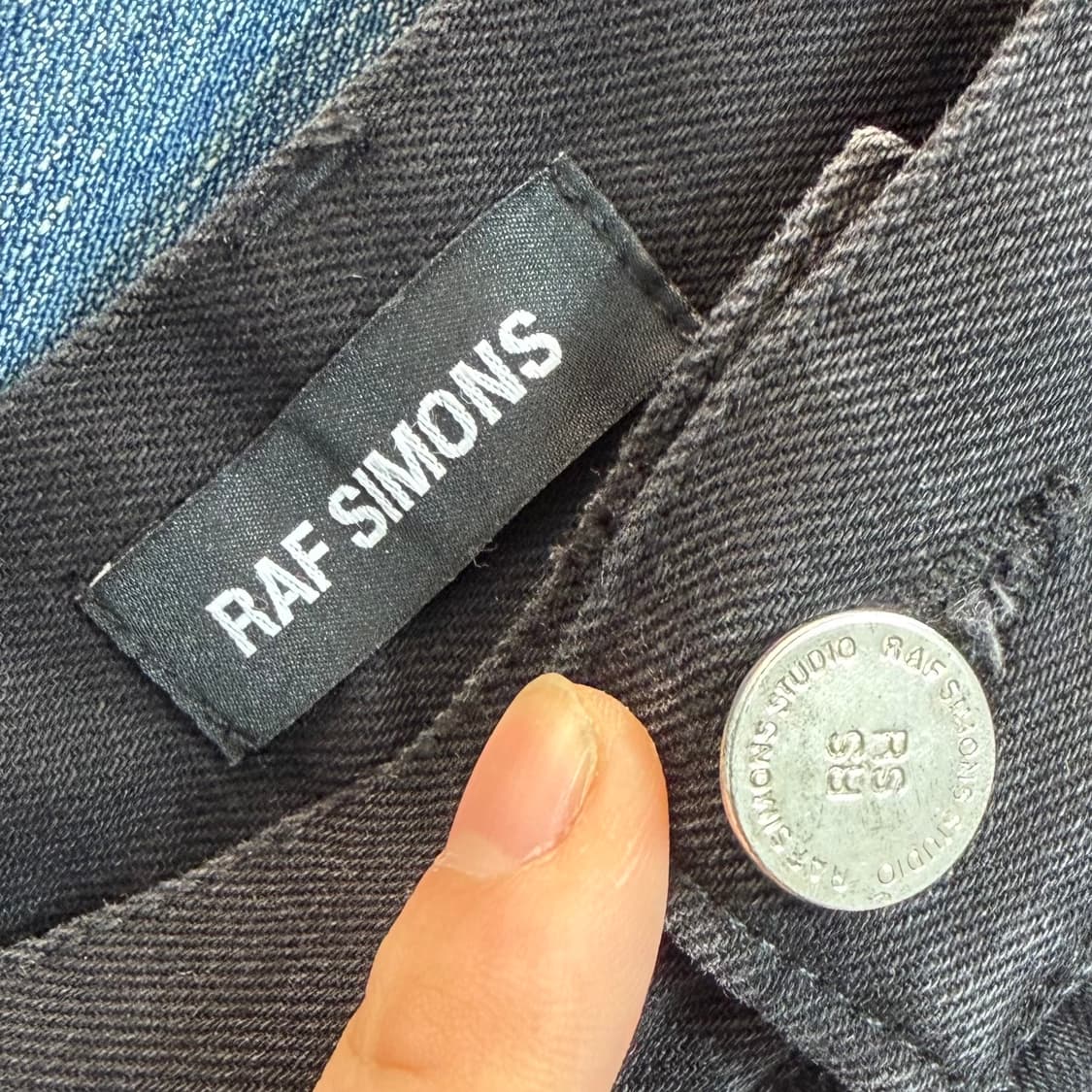 라프시몬스 19AW 디스트로이드 진 상품이미지8