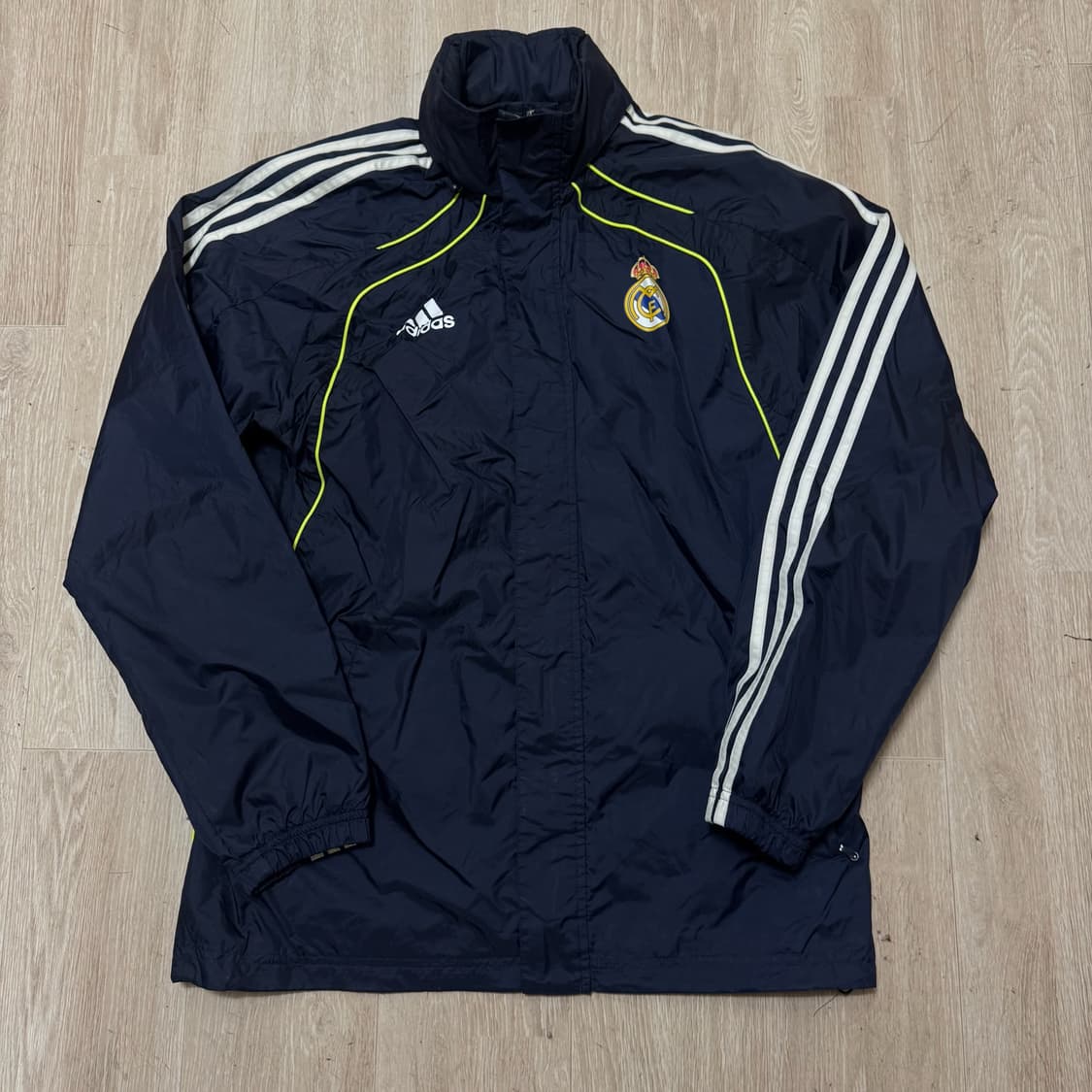 아디다스 레알마드리드 축구 바람막이 자켓 L/100  상품이미지1