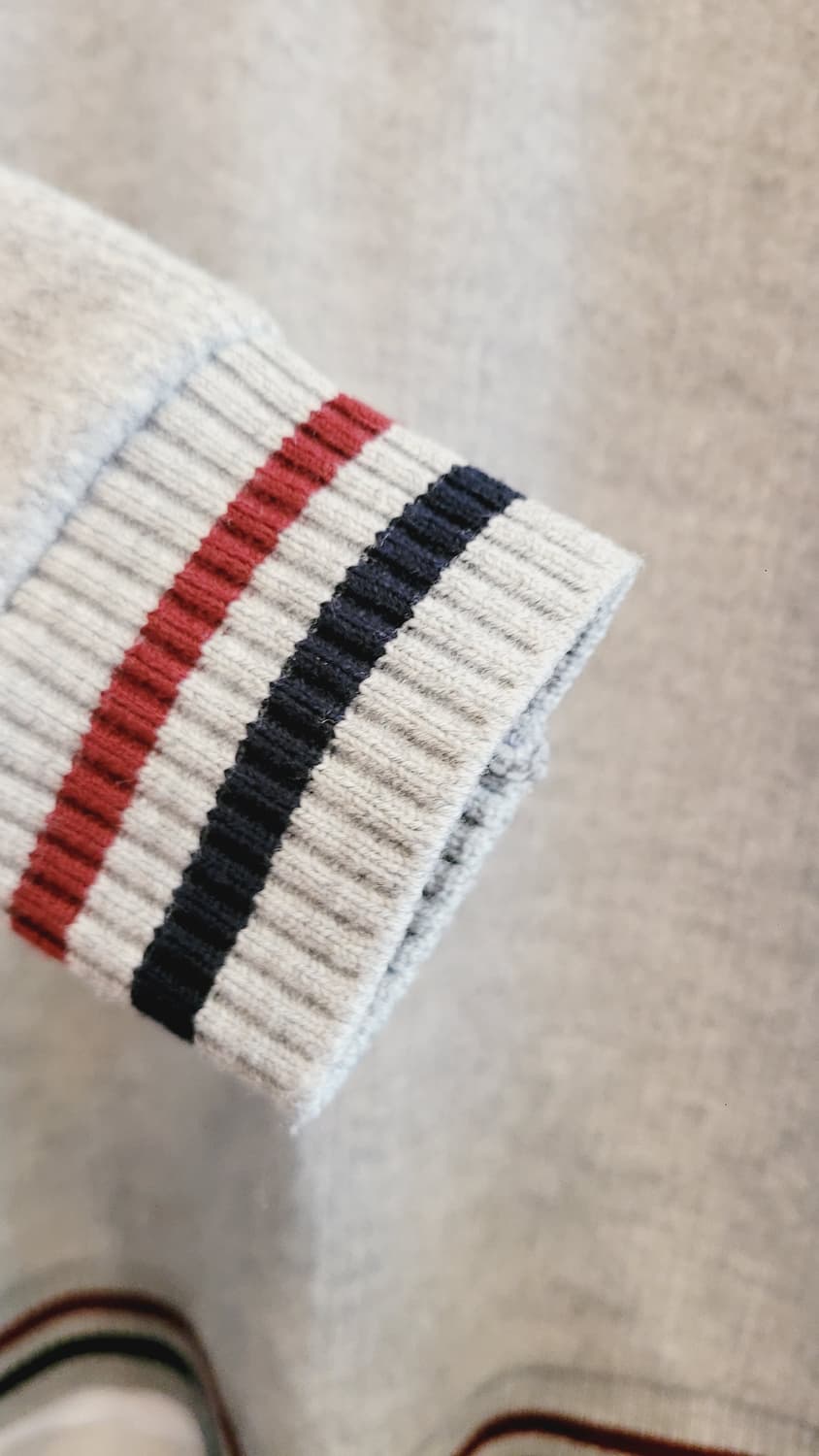 유니크 브이넥 니트 상품이미지2