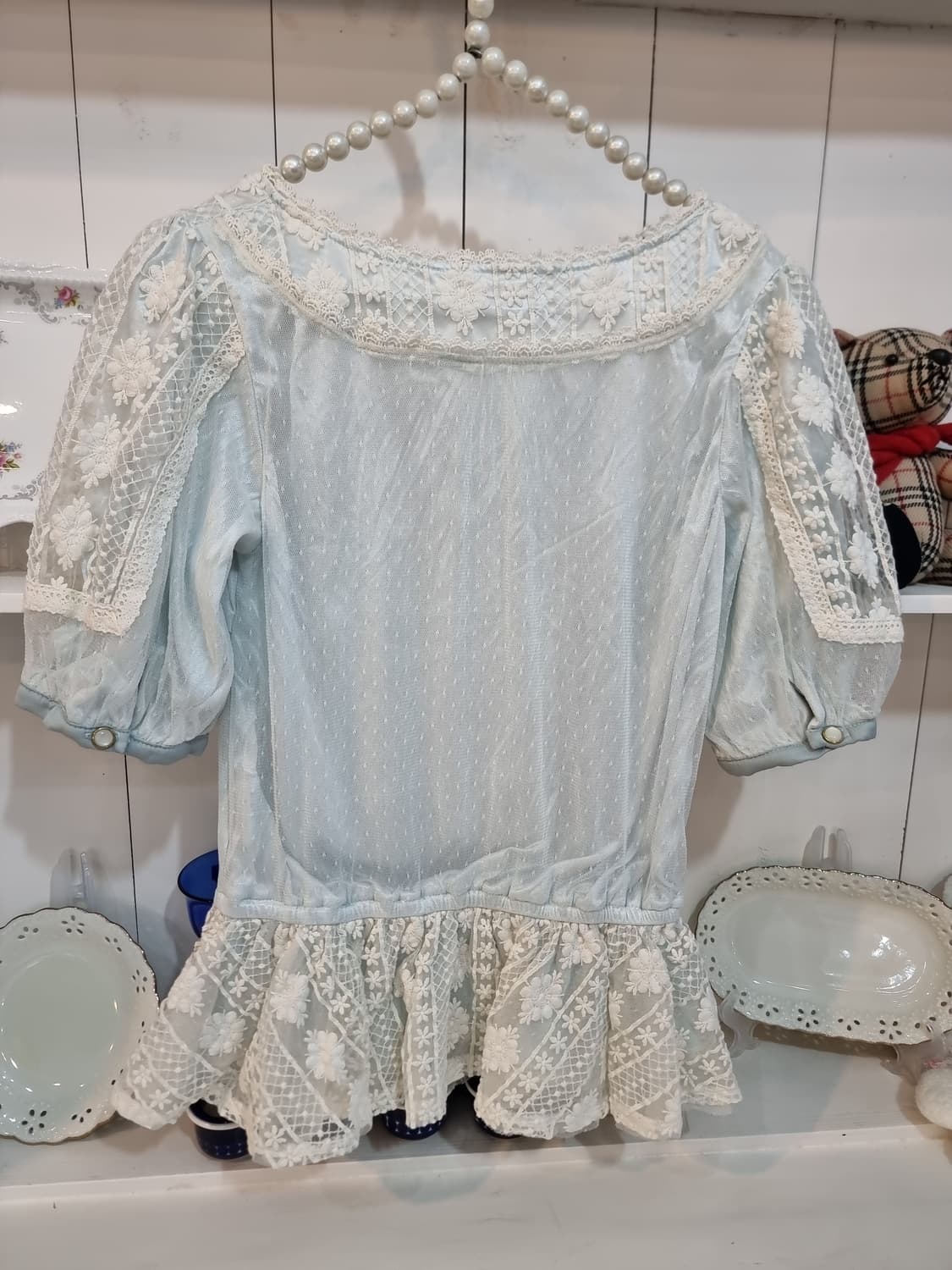 리즈리사(Liz Lisa) 소다크림 블루 레이스 페플럼 블라우스 상품이미지7