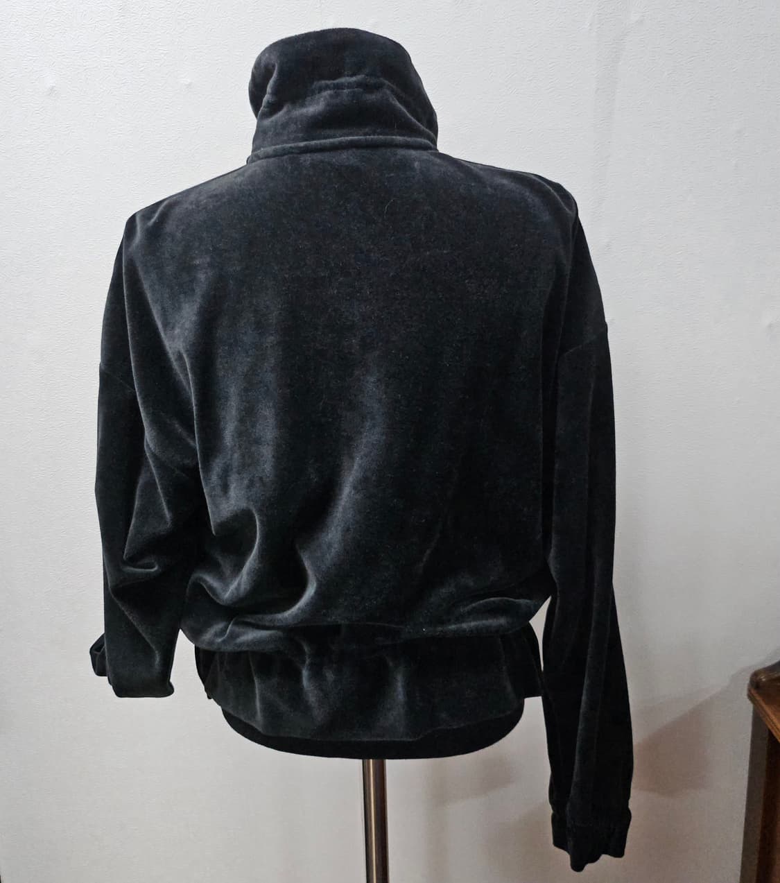 아디다스 데일리 벨루어 벨벳 하트  풀집업 트랙 자켓XS 상품이미지5