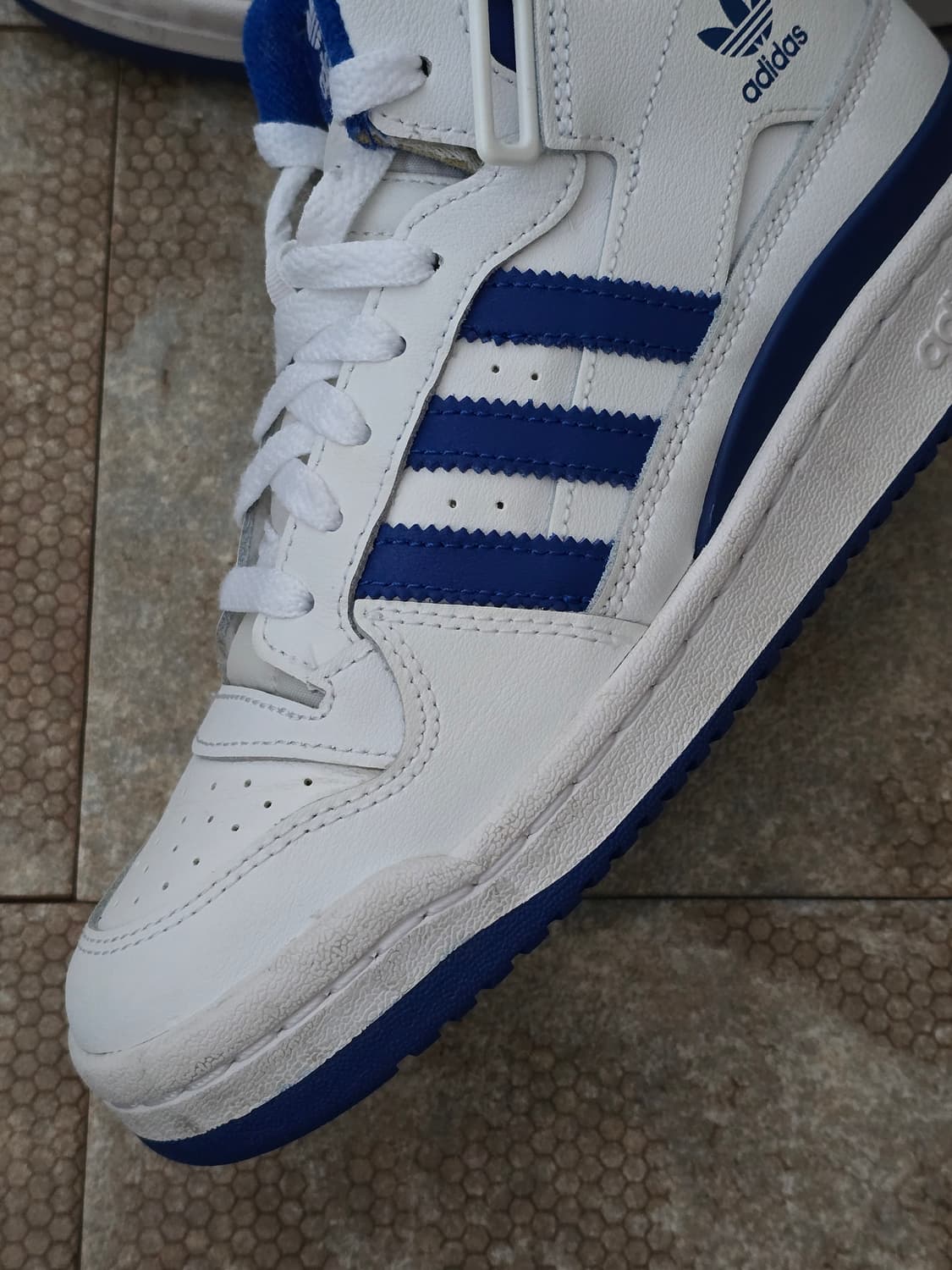 (225)아디다스 포럼 미드 화이트 블루 상품이미지3