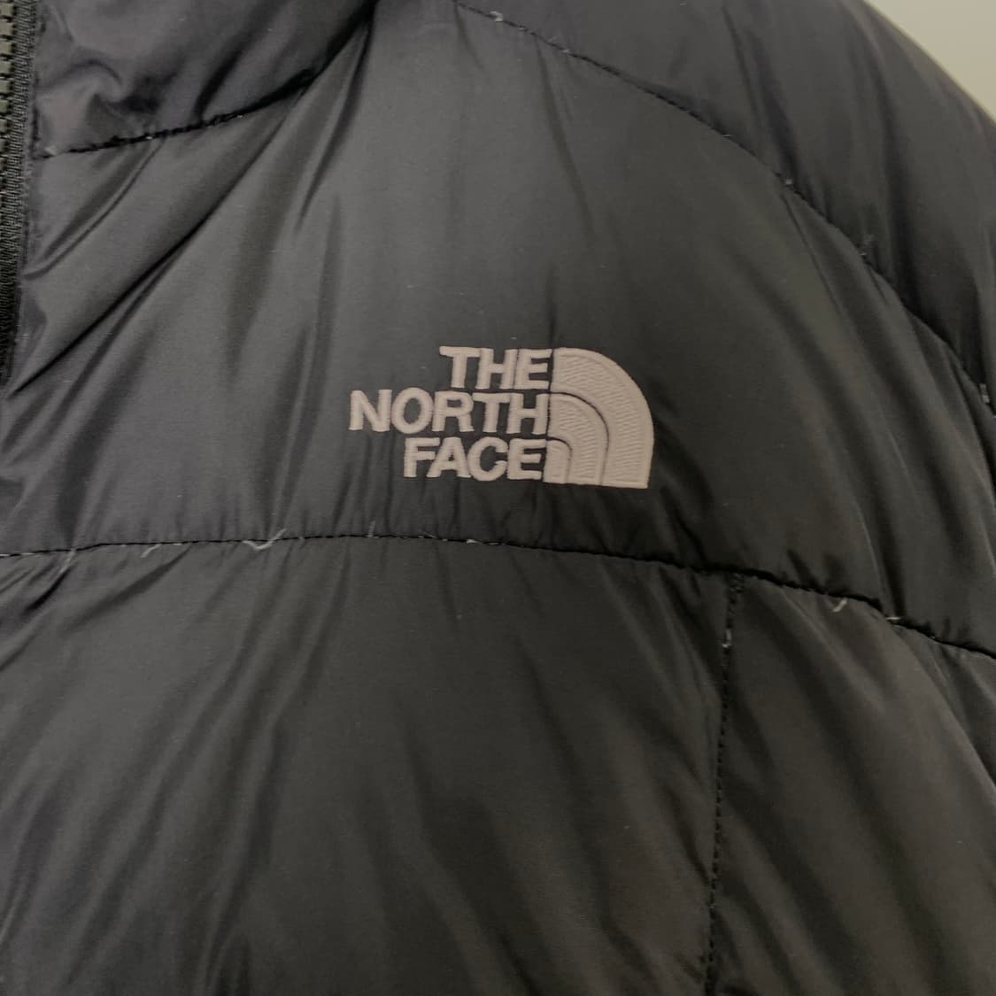 노스페이스 700 블랙 경량 패딩 상품이미지5