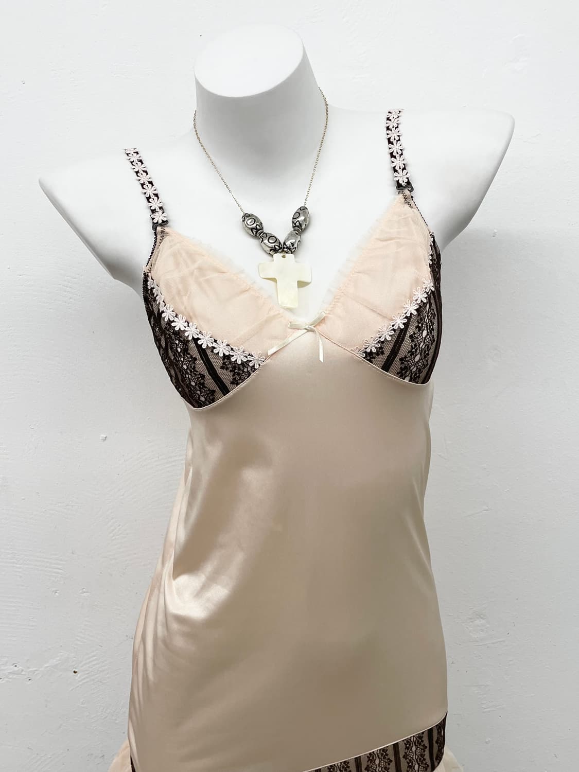 핑크모카 레이스 프릴 슬립 상품이미지2