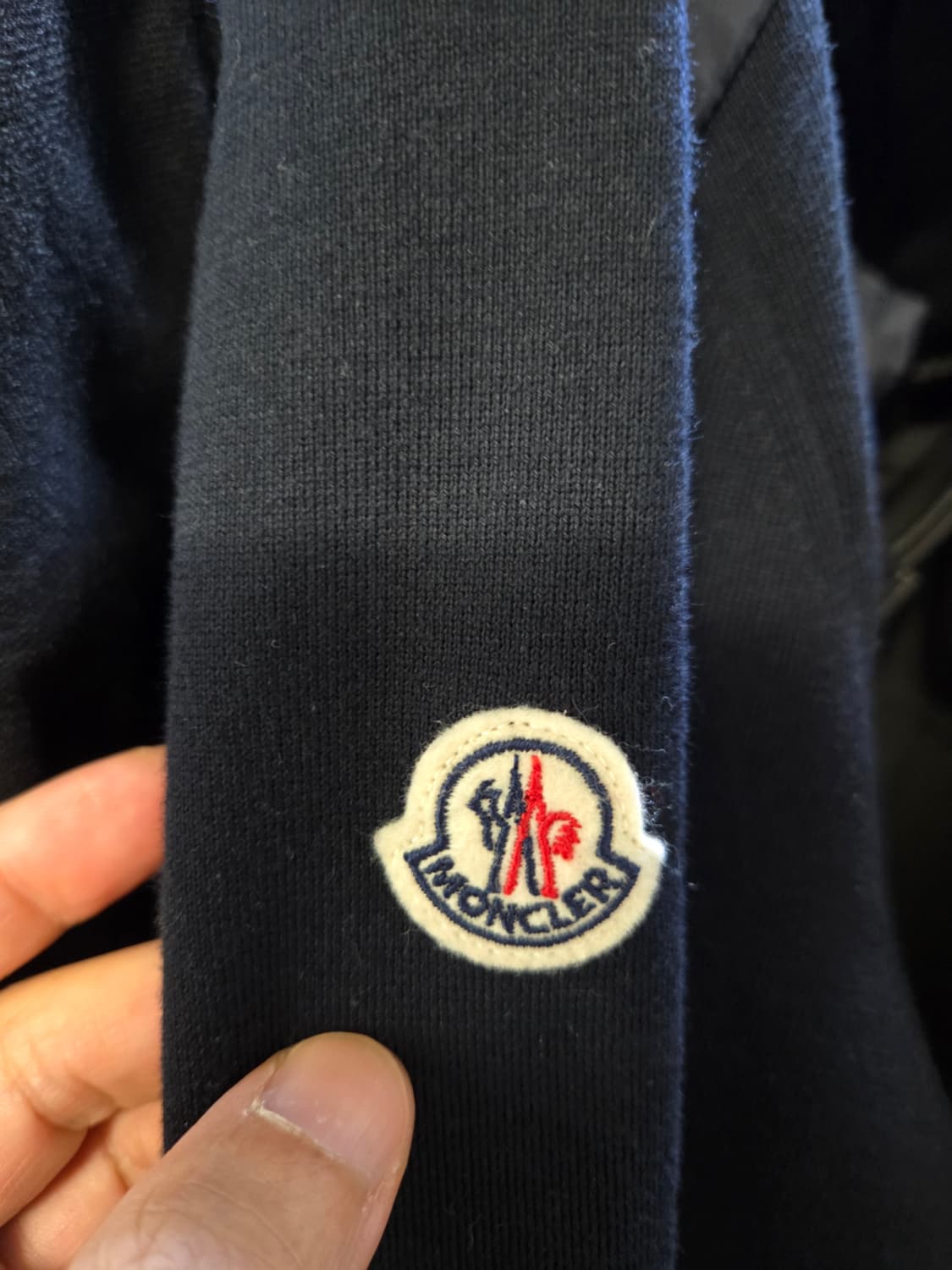 [새상품] 몽클레어 그림퍼스 니트 바람막이 상품이미지7