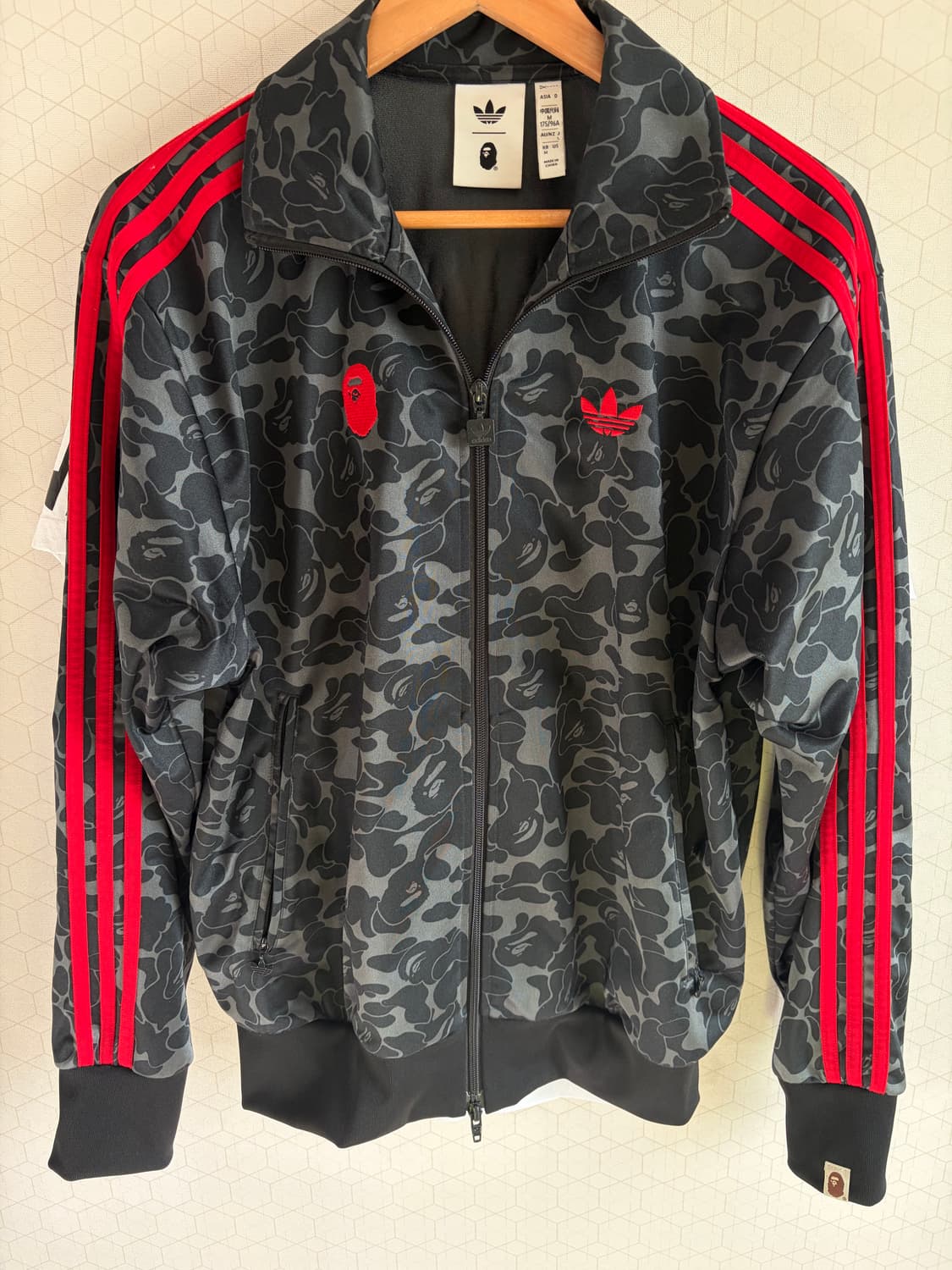 베이프 아디다스 트랙탑 져지 상품이미지1