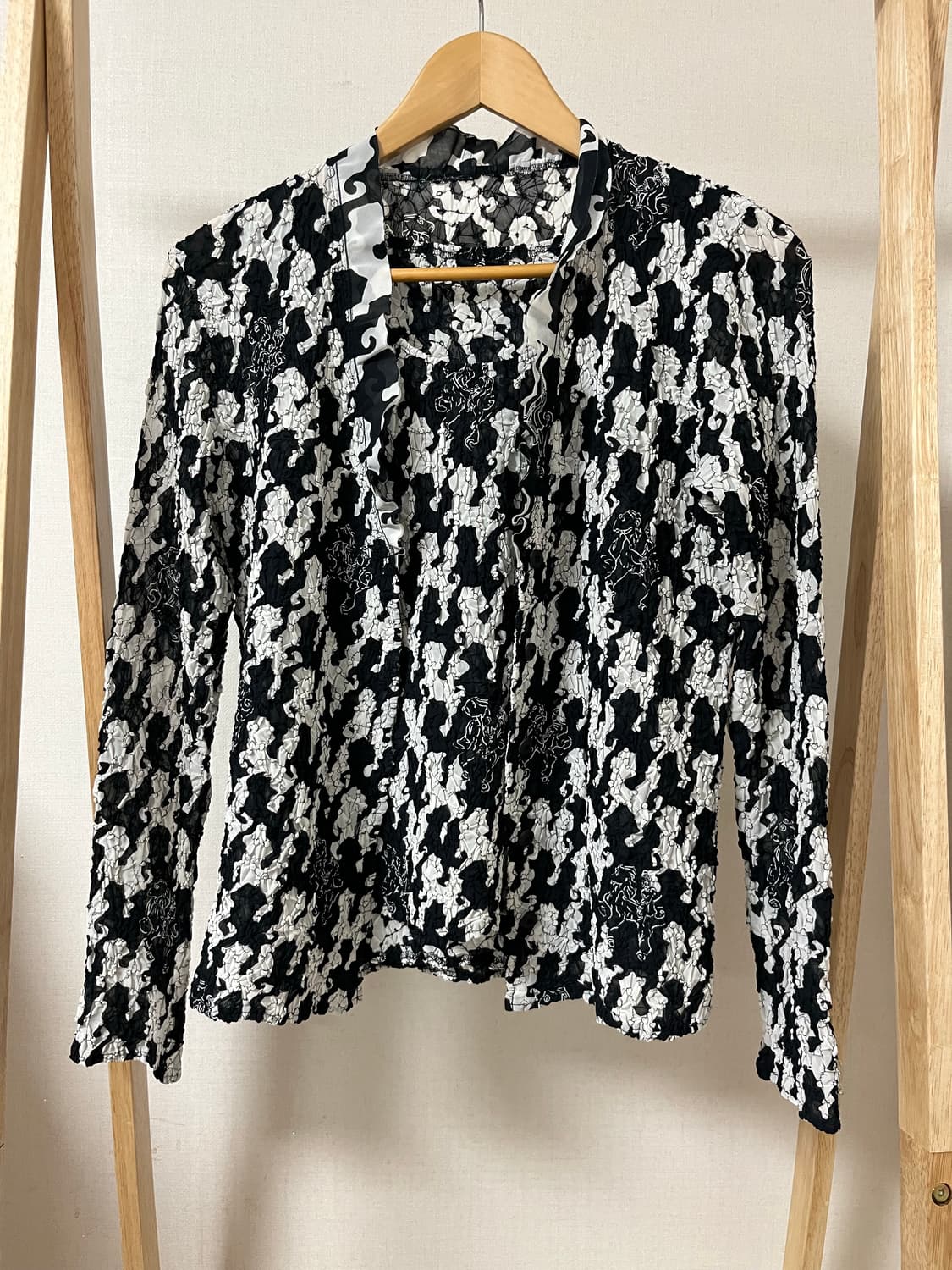 이세이 미야케 FETE 블랙 화이트 자켓 나시세트 2 정품 상품이미지1