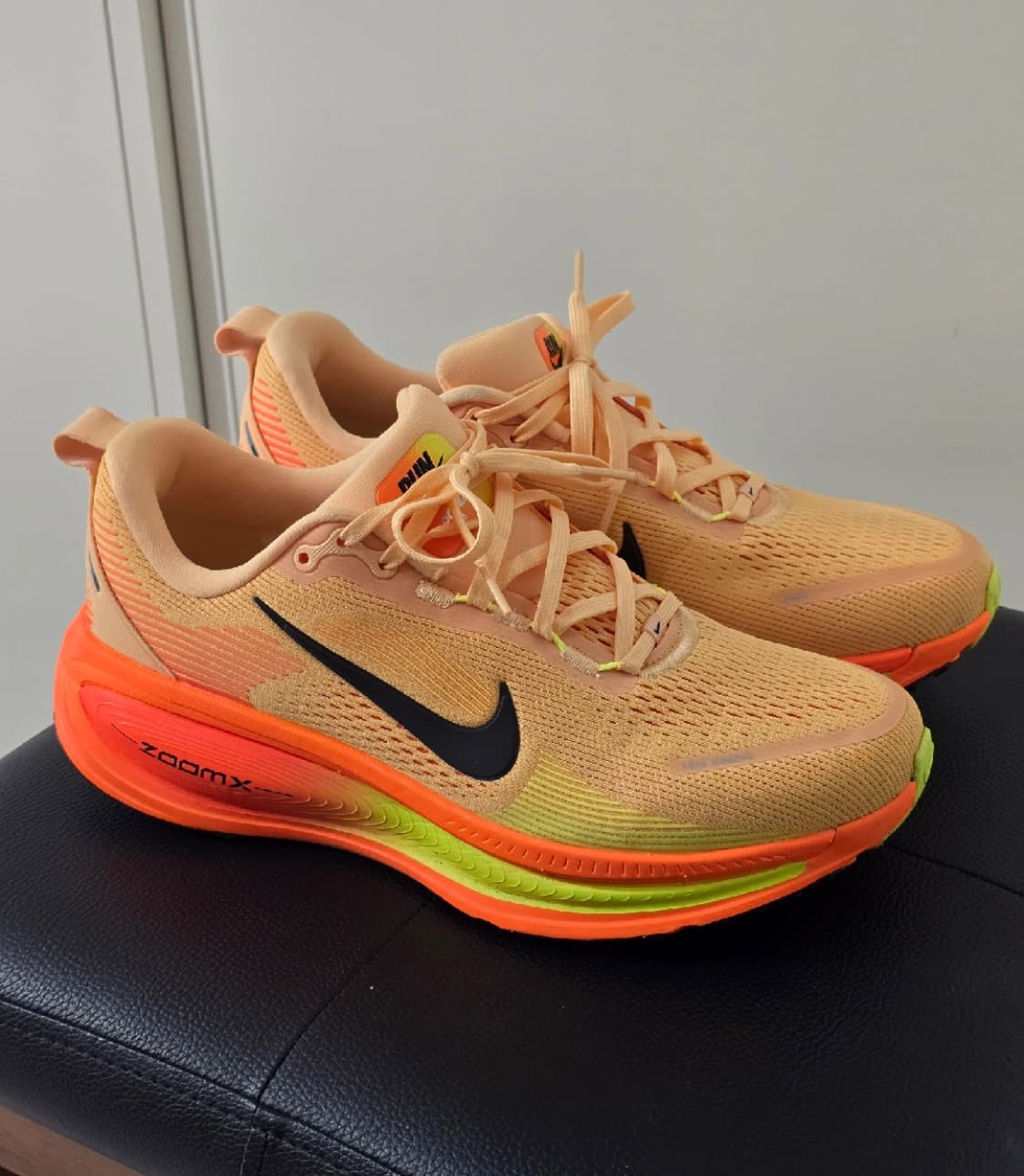 나이키 보메로 18 오렌지 상품이미지3