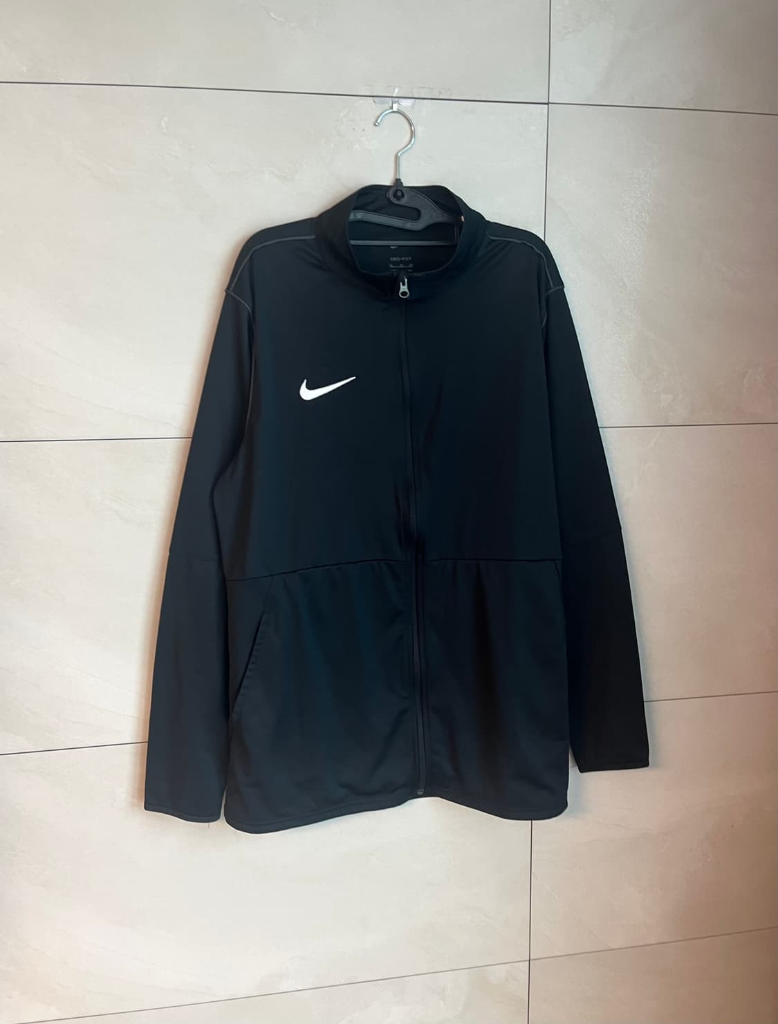 [L/105] 나이키 스우시 드라이핏 져지 집업 블랙 상품이미지2