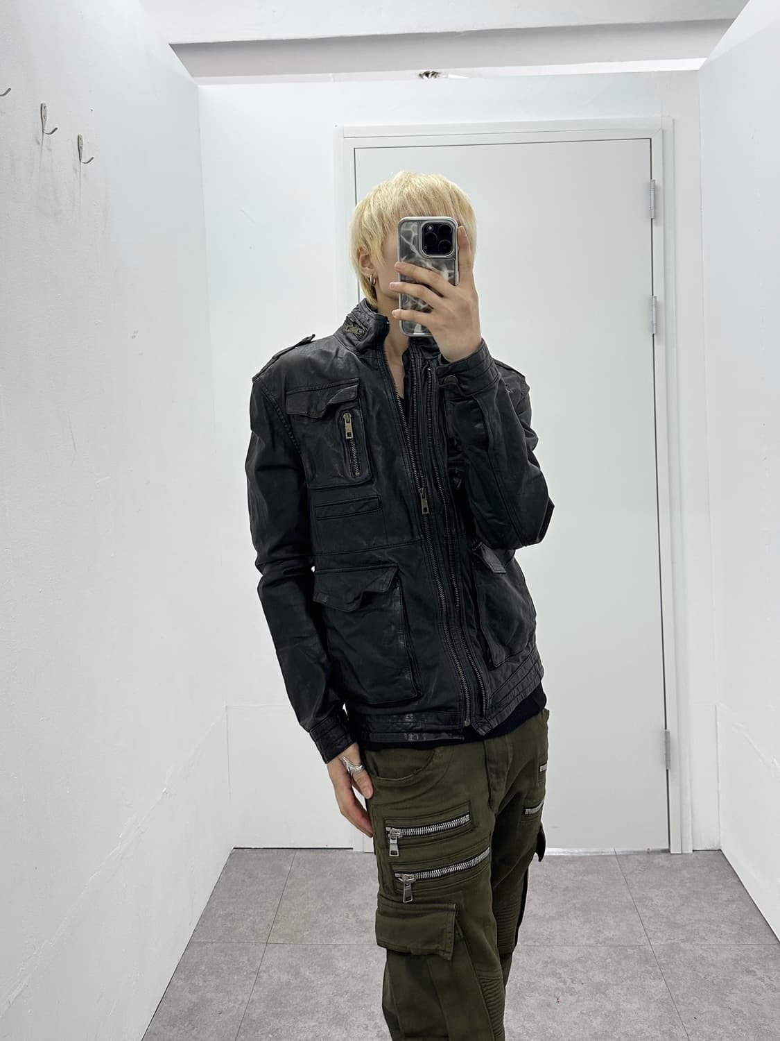 Double Zip Multi-Pocket Lambskin Leather 상품이미지7