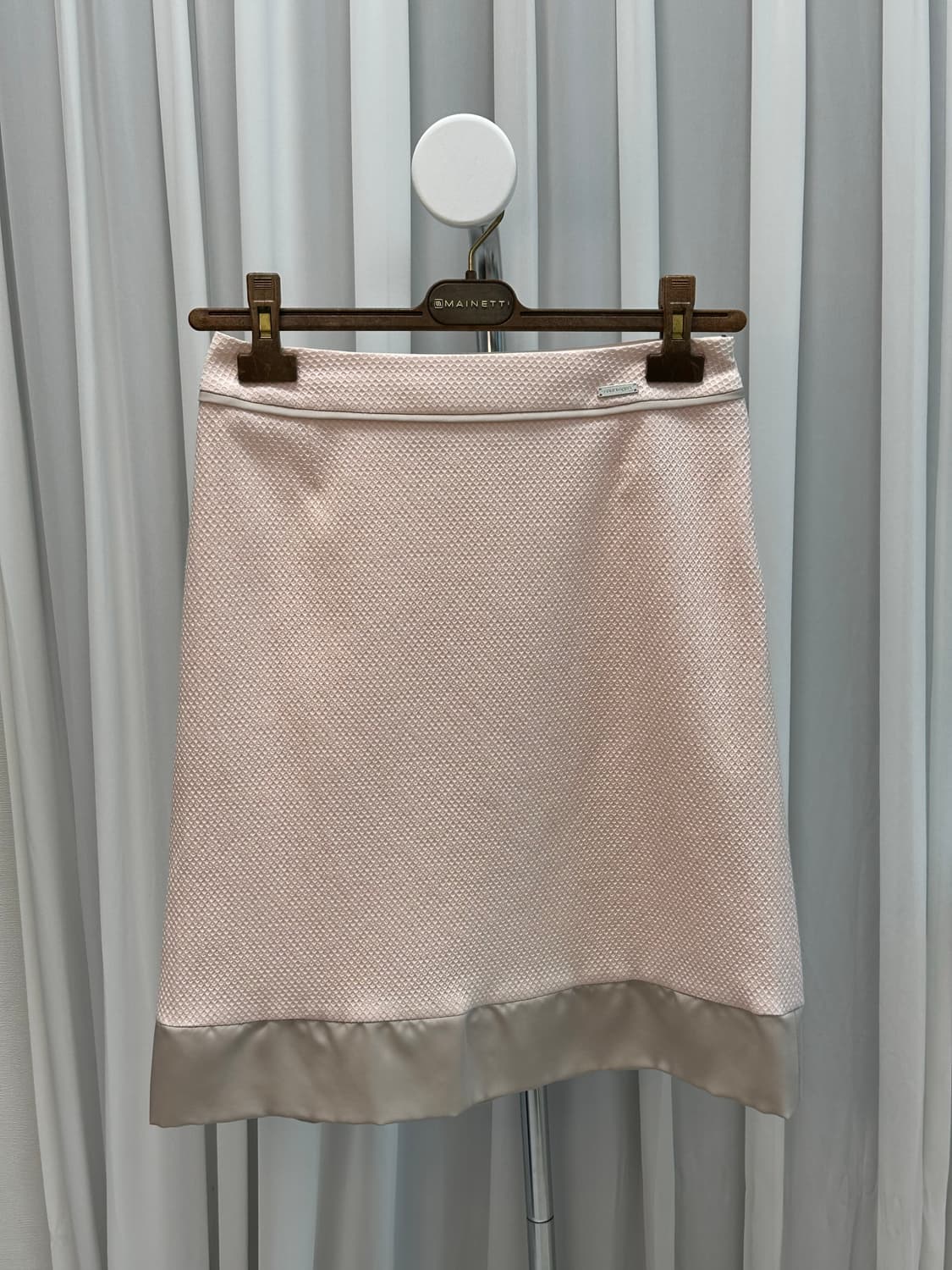 꾸레쥬 핑크 쟈가드 코튼 미디 스커트 상품이미지2