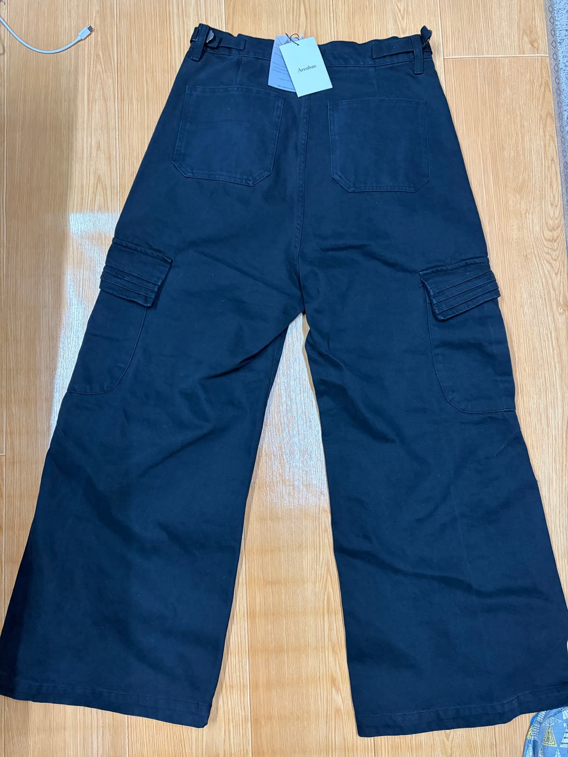 아르반 베일 플레어 카고 팬츠_베일 블랙 상품이미지3