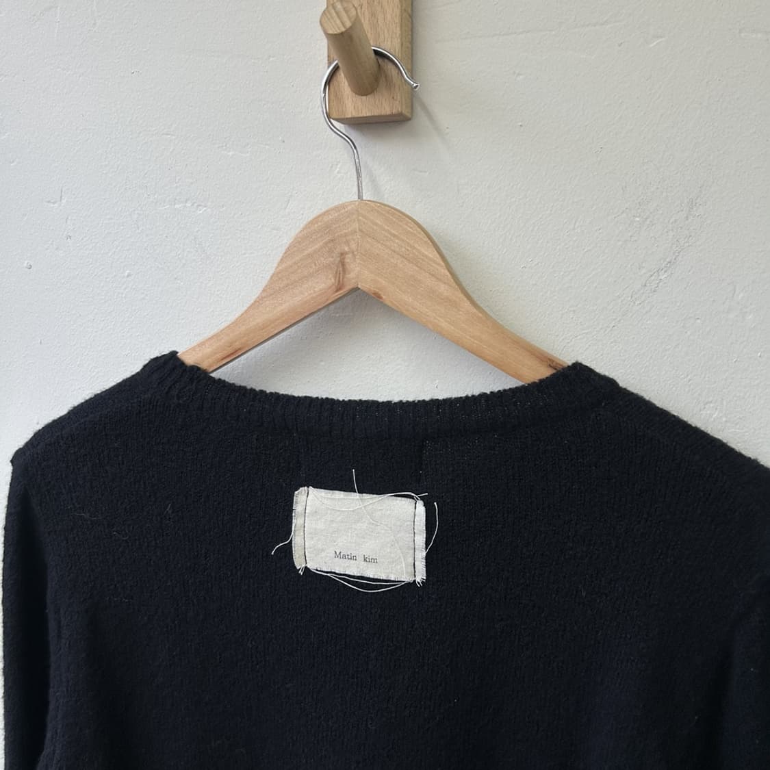 15885 - 마뗑킴 다이아 루즈 크롭 니트 상품이미지3