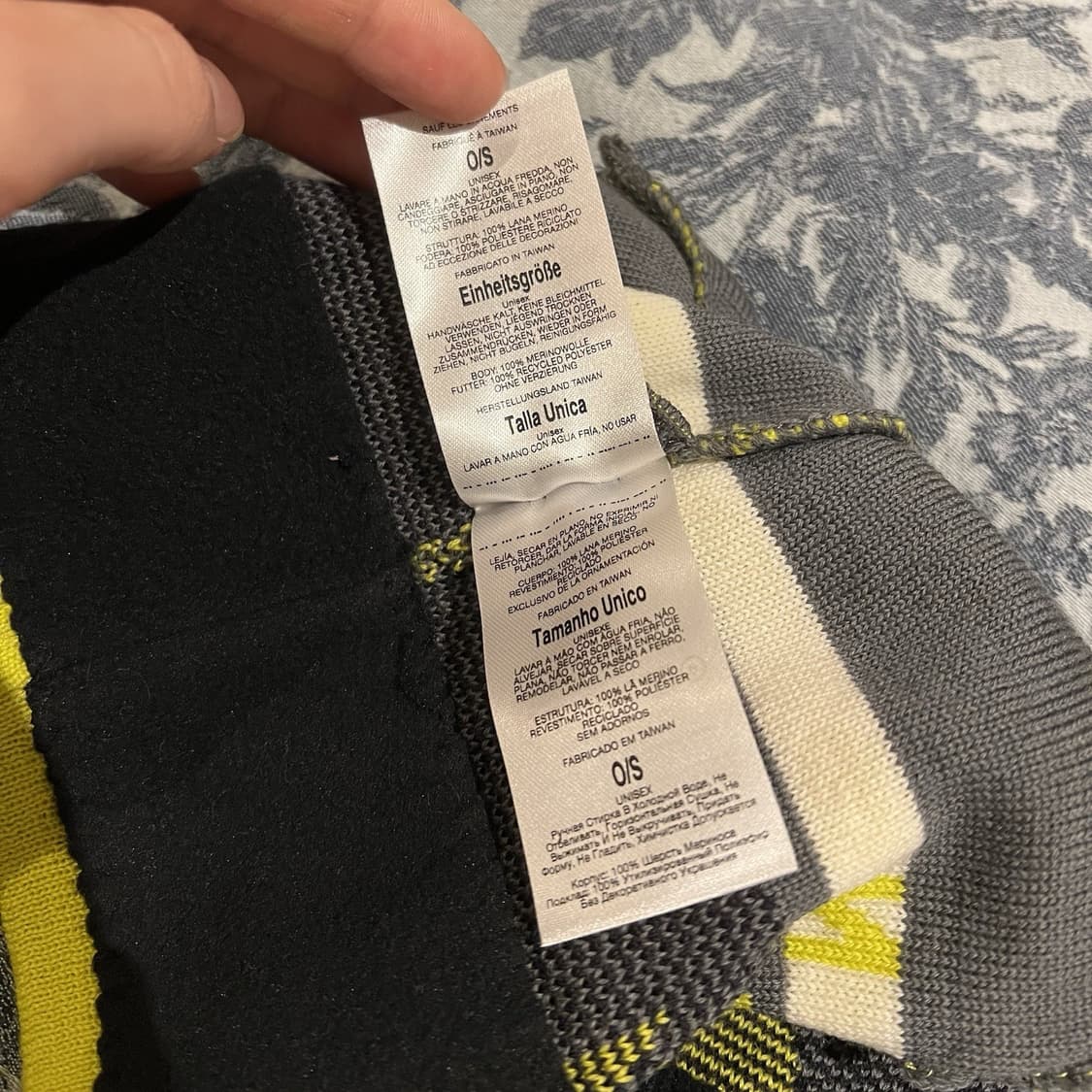 13FW 스투시 x 마운틴하드웨어 로고 비니 옐로우 상품이미지6