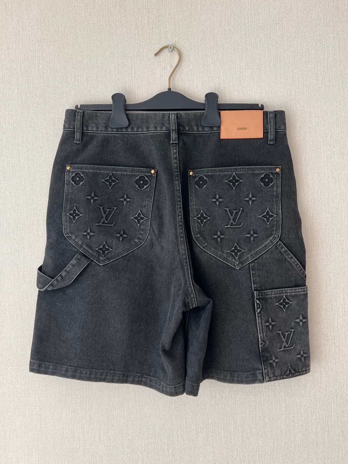 [31] 루이비통 카펜터 워크웨어 쇼츠 블랙 상품이미지2