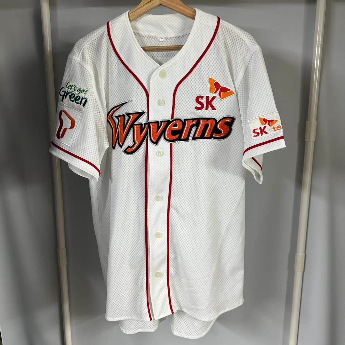 SK와이번스 정근우 싸인 유니폼 상품이미지1