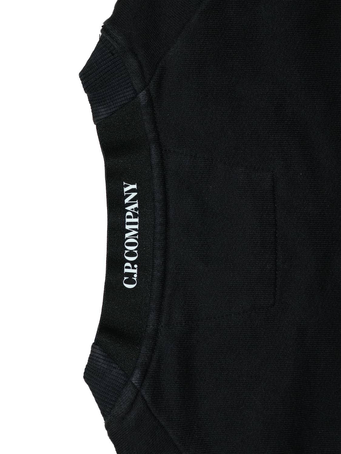 [정품]CP컴퍼니 블랙 렌즈 맨투맨 XXL 상품이미지2