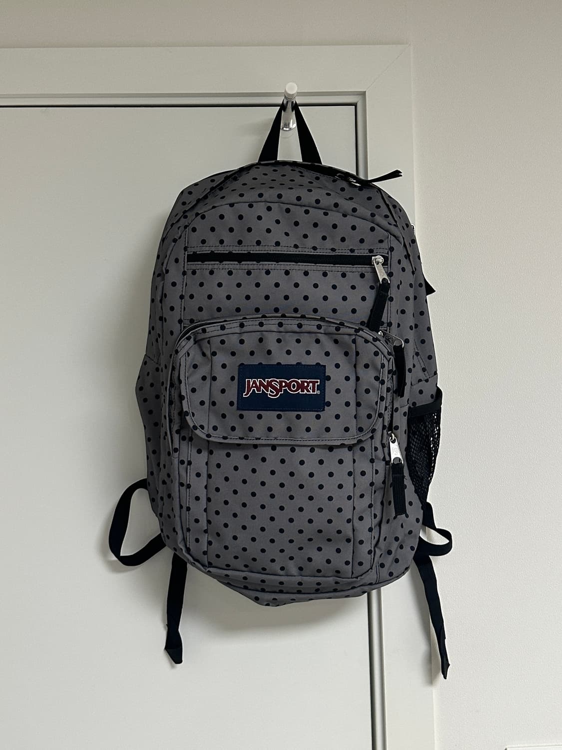 잔스포츠 도트 땡땡이 백팩&파우치 상품이미지1