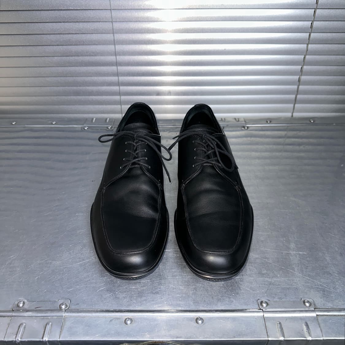 00s 빈티지 프라다 스포츠 가죽 레이스업 로퍼 상품이미지4