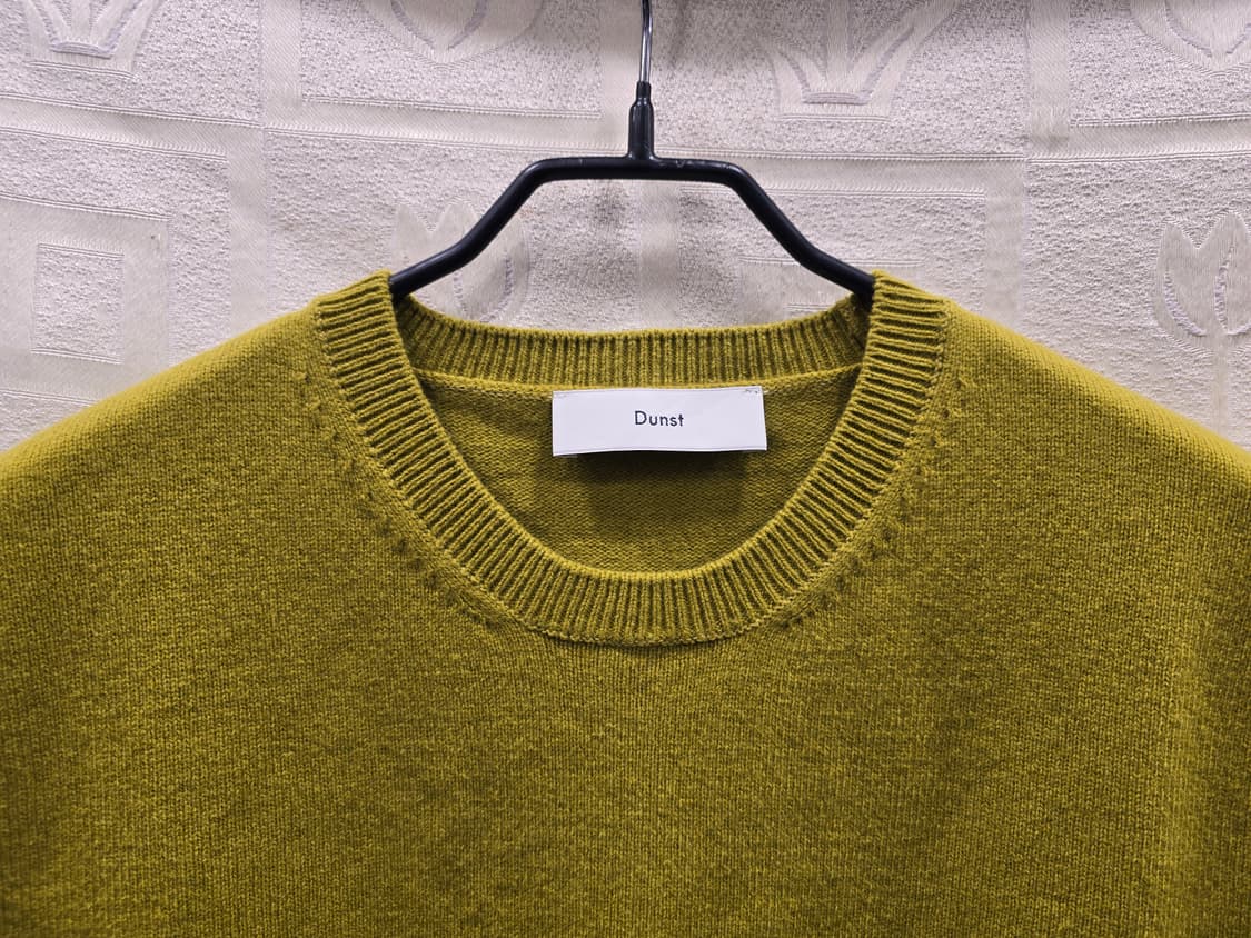 거의새거) 던스트 25년 올리브 반팔 니트 티셔츠 L (100) 상품이미지3