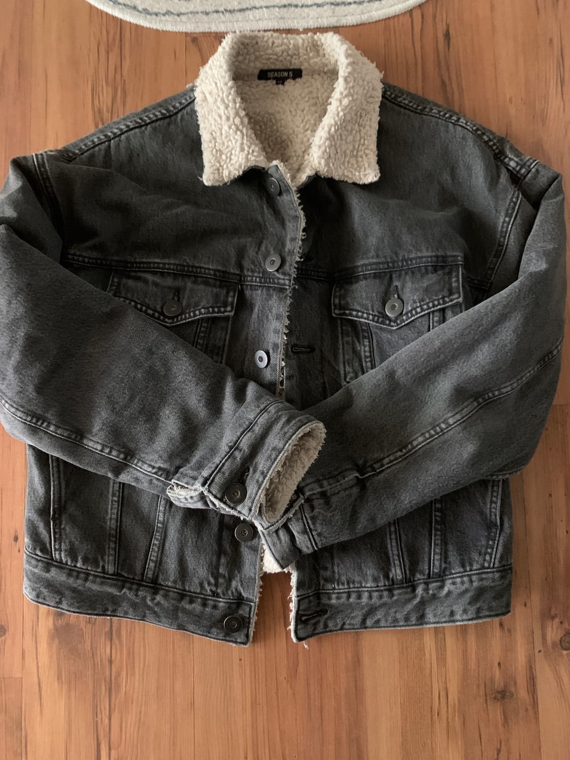 [XS] 이지 시즌5 쉐르파 자켓 잉크 상품이미지1