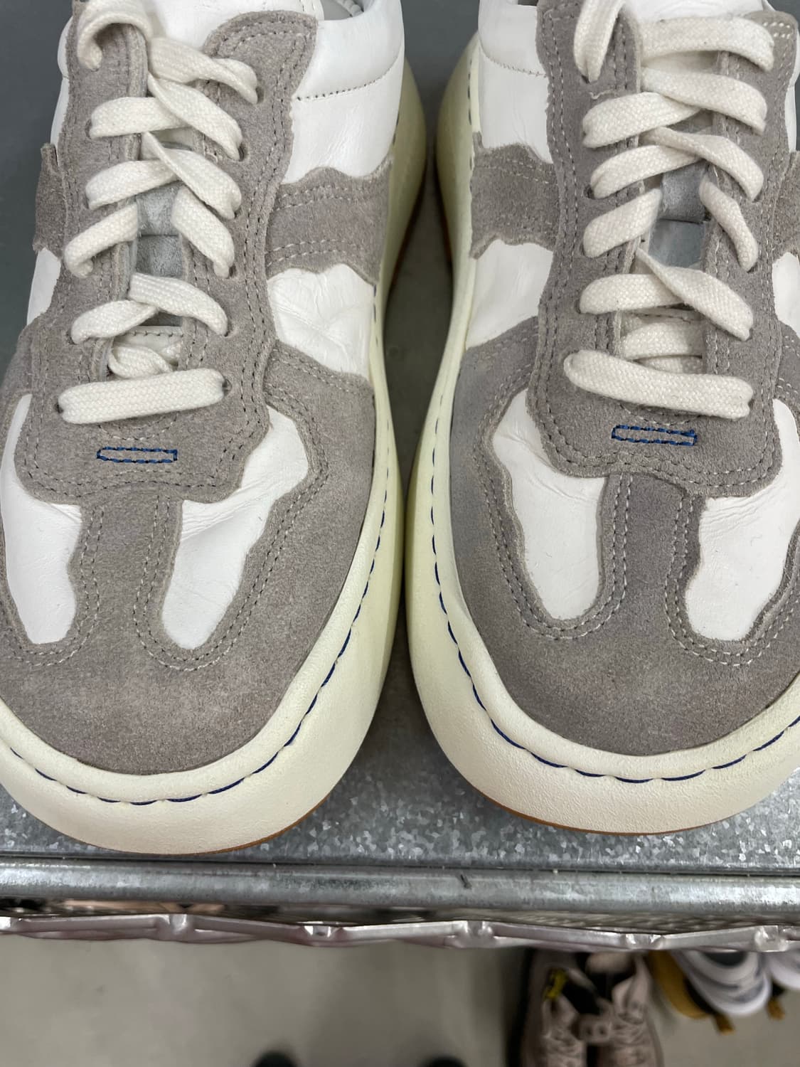 아더에러 로그 바우스 오프 화이트 230 상품이미지7